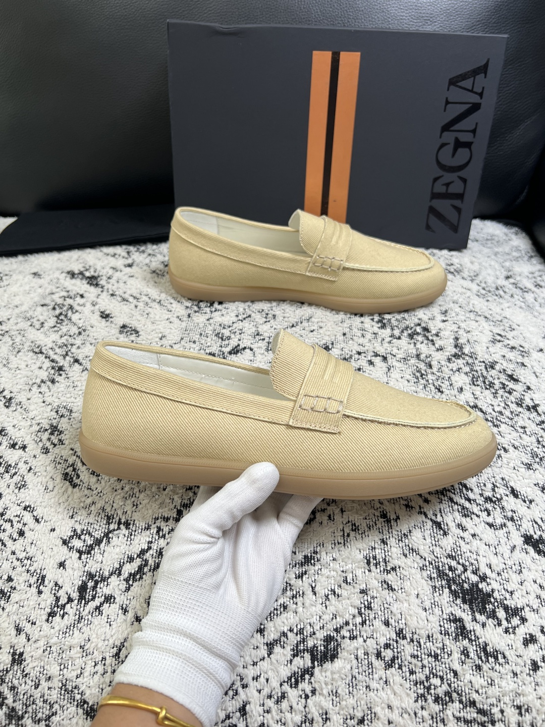 ⚠️只换码不退⚠️   Zegna  高品质  顶级工艺品  杰尼亚  专柜新款原厂配置，意大利进口牛皮面料，进口牛里垫