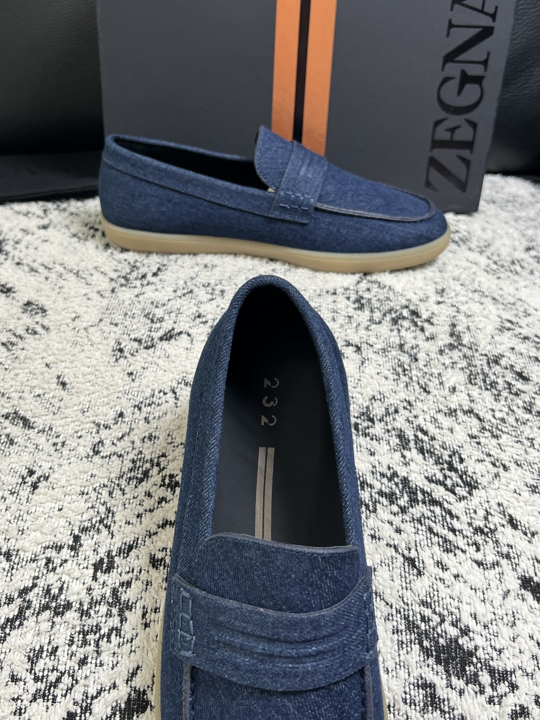 ⚠️只换码不退⚠️   Zegna  高品质  顶级工艺品  杰尼亚  专柜新款原厂配置，意大利进口牛皮面料，进口牛里垫