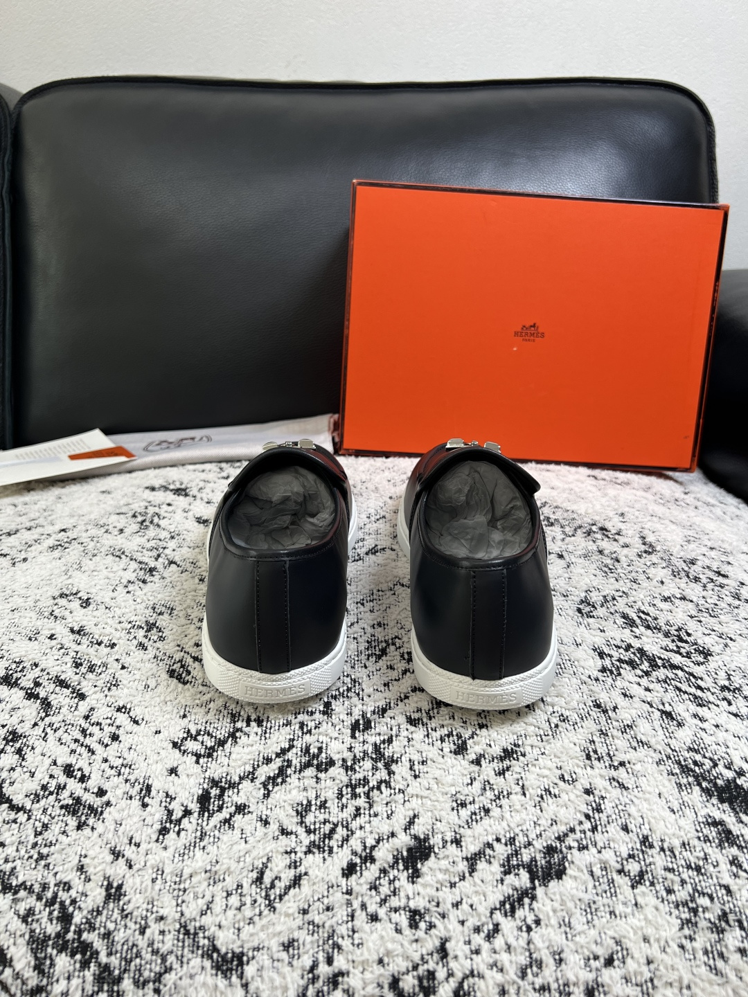 Hermes  高品质  顶级工艺品  爱马仕 专柜同步发售原厂配置，意大利进口原版牛皮面料，高品质拼接工艺，全进口水染