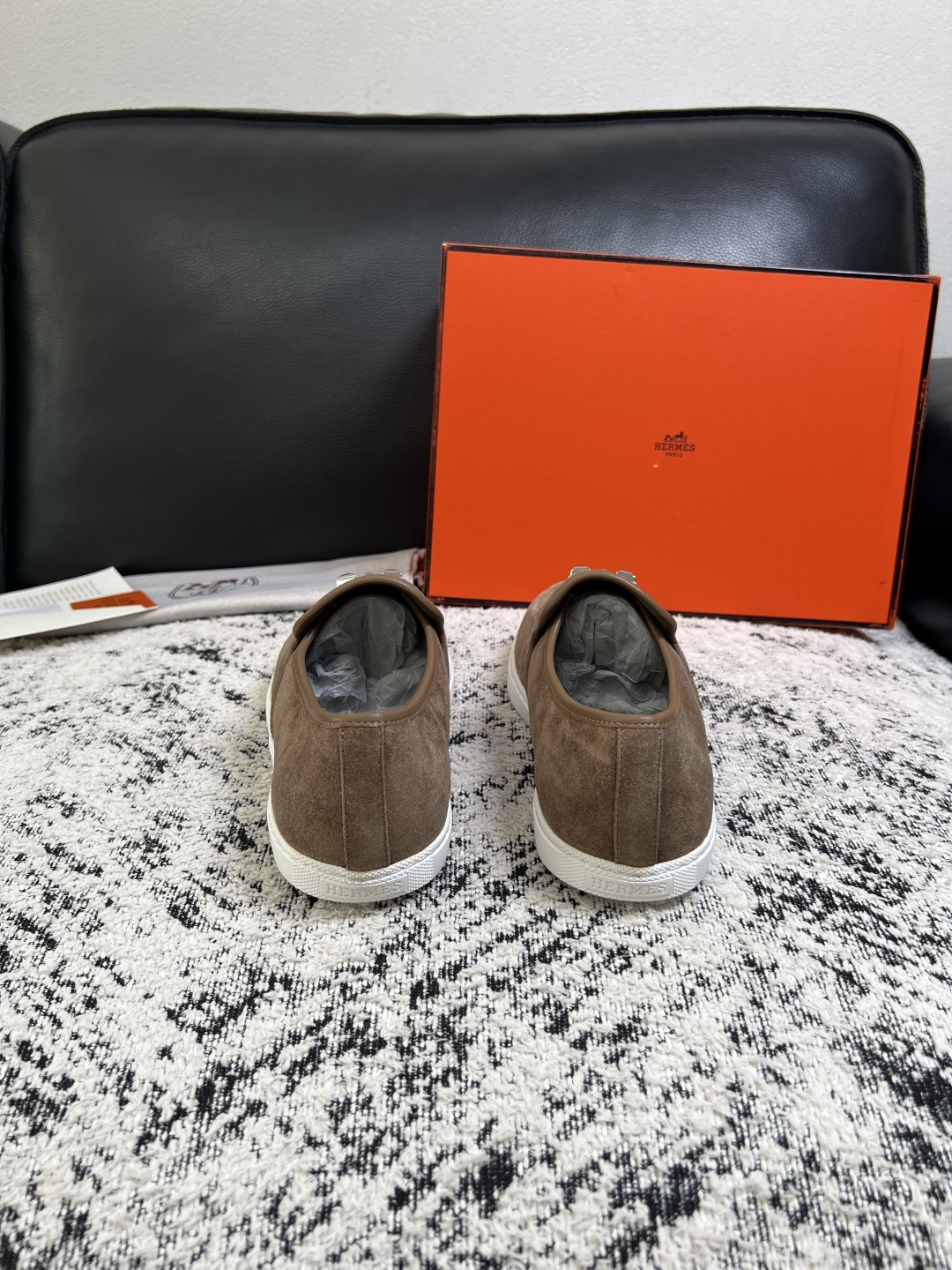 Hermes  高品质  顶级工艺品  爱马仕 专柜同步发售原厂配置，意大利进口原版牛皮面料，高品质拼接工艺，全进口水染