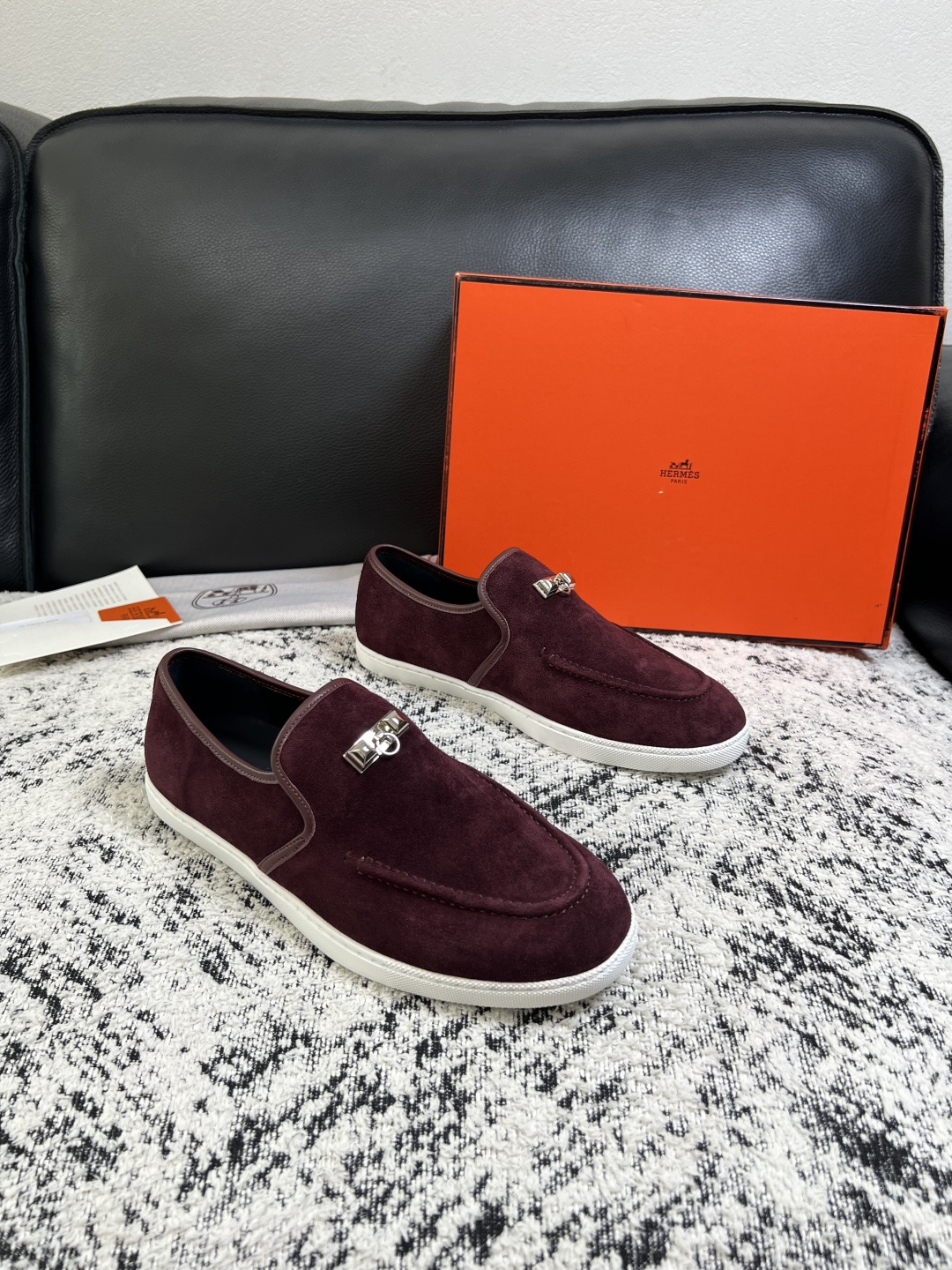 Hermes 高品质 顶级工艺品 爱马仕 专柜同步发售原厂配置,意大利进口原版牛皮面料,高品质拼接工艺,全进口水染 Hermes 高品质 顶级工艺品 爱马仕 专柜同步发售原厂配置,意大利进口原版牛皮面料,高品质拼接工艺,全进口水染