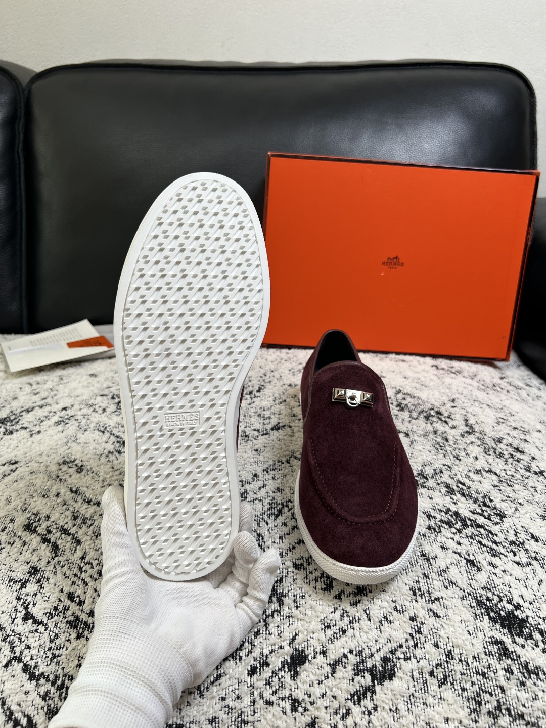 Hermes  高品质  顶级工艺品  爱马仕 专柜同步发售原厂配置，意大利进口原版牛皮面料，高品质拼接工艺，全进口水染