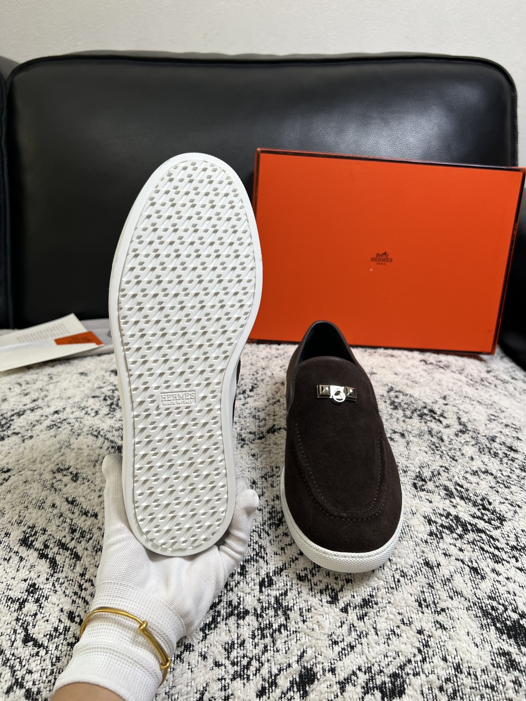 Hermes  高品质  顶级工艺品  爱马仕 专柜同步发售原厂配置，意大利进口原版牛皮面料，高品质拼接工艺，全进口水染