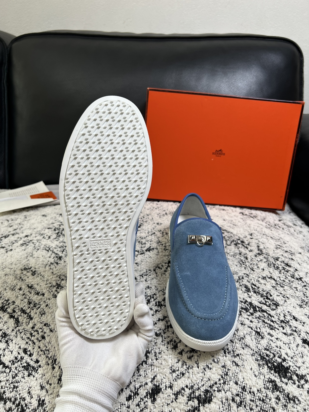 Hermes  高品质  顶级工艺品  爱马仕 专柜同步发售原厂配置，意大利进口原版牛皮面料，高品质拼接工艺，全进口水染