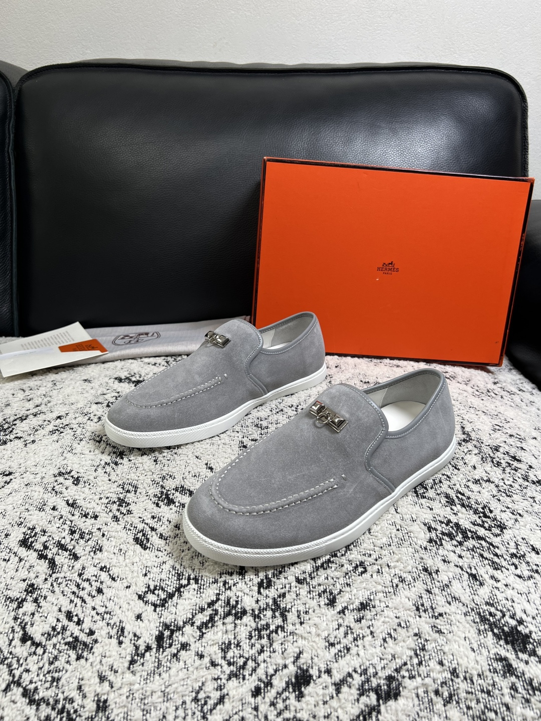 Hermes  高品质  顶级工艺品  爱马仕 专柜同步发售原厂配置，意大利进口原版牛皮面料，高品质拼接工艺，全进口水染