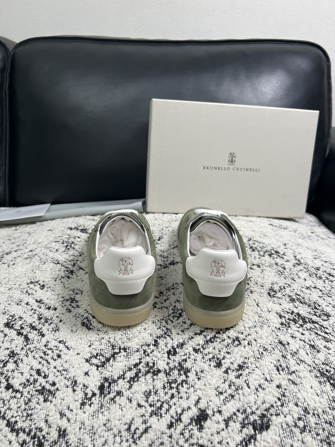 Brunello Cucinelli  高品质 顶级工艺品  BC  专柜同步原厂配置，意大利进口牛皮面料牛内里垫，高品