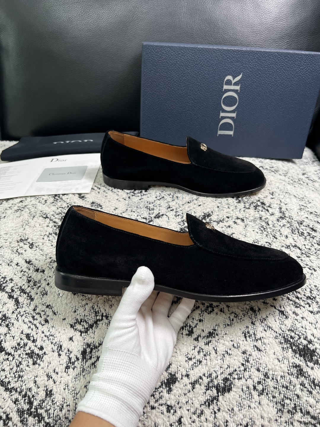 Dior  高品质  顶级工艺品  迪奥  皮鞋系列专柜同步原厂配置，意大利进口牛皮，全进口水染牛皮里垫，鞋底：原厂特供