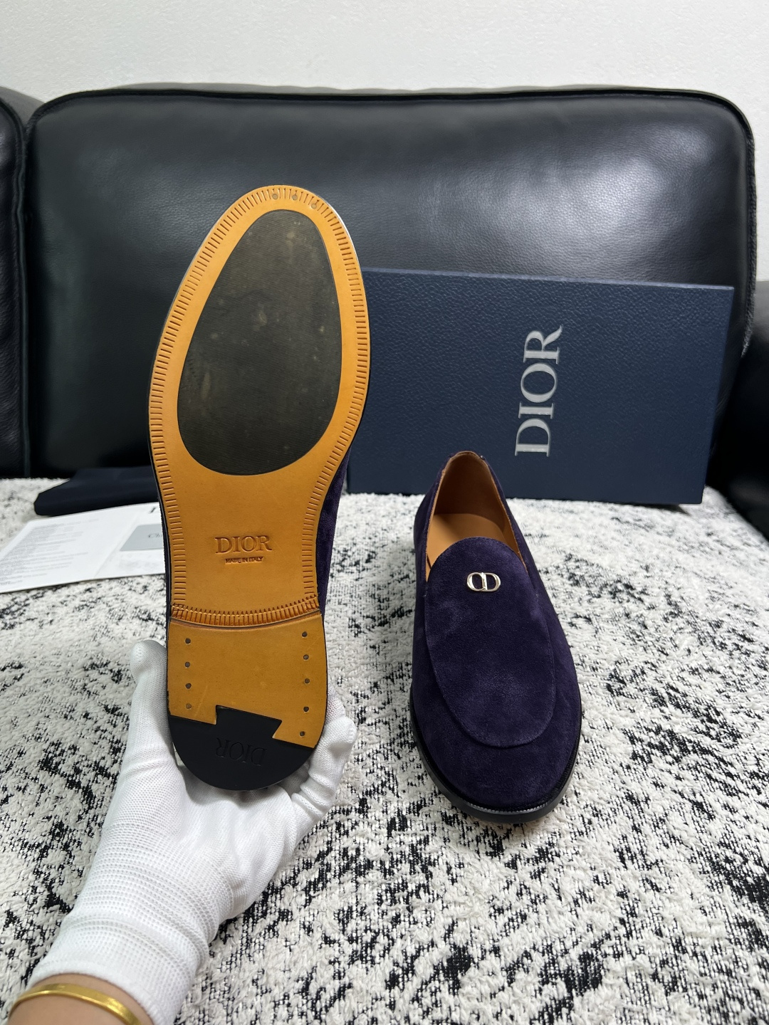Dior  高品质  顶级工艺品  迪奥  皮鞋系列专柜同步原厂配置，意大利进口牛皮，全进口水染牛皮里垫，鞋底：原厂特供
