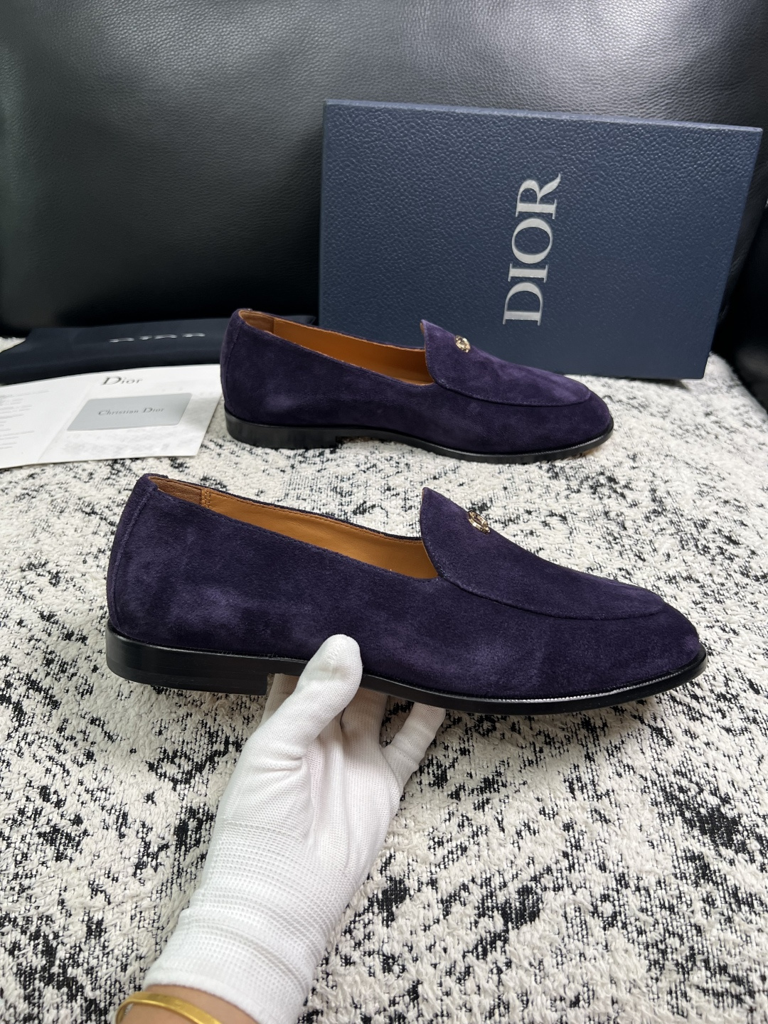 Dior  高品质  顶级工艺品  迪奥  皮鞋系列专柜同步原厂配置，意大利进口牛皮，全进口水染牛皮里垫，鞋底：原厂特供