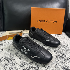 Lv 高品质 顶级工艺品 路易威登,运动板鞋专柜同步,鞋面意大利进口,高品质拼接缤纷色彩复杂工艺品,进口牛皮里垫柔 Lv 高品质 顶级工艺品 路易威登,运动板鞋专柜同步,鞋面意大利进口,高品质拼接缤纷色彩复杂工艺品,进口牛皮里垫柔