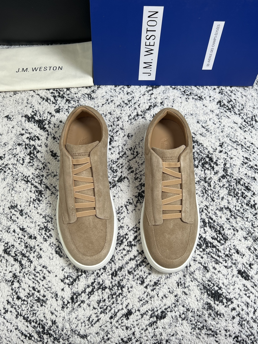 ⚠️只换码不退⚠️   J.M.WESTON  高品质  顶级工艺品  专柜新品同步，鞋面意大利进口牛皮拼布面料，进口水