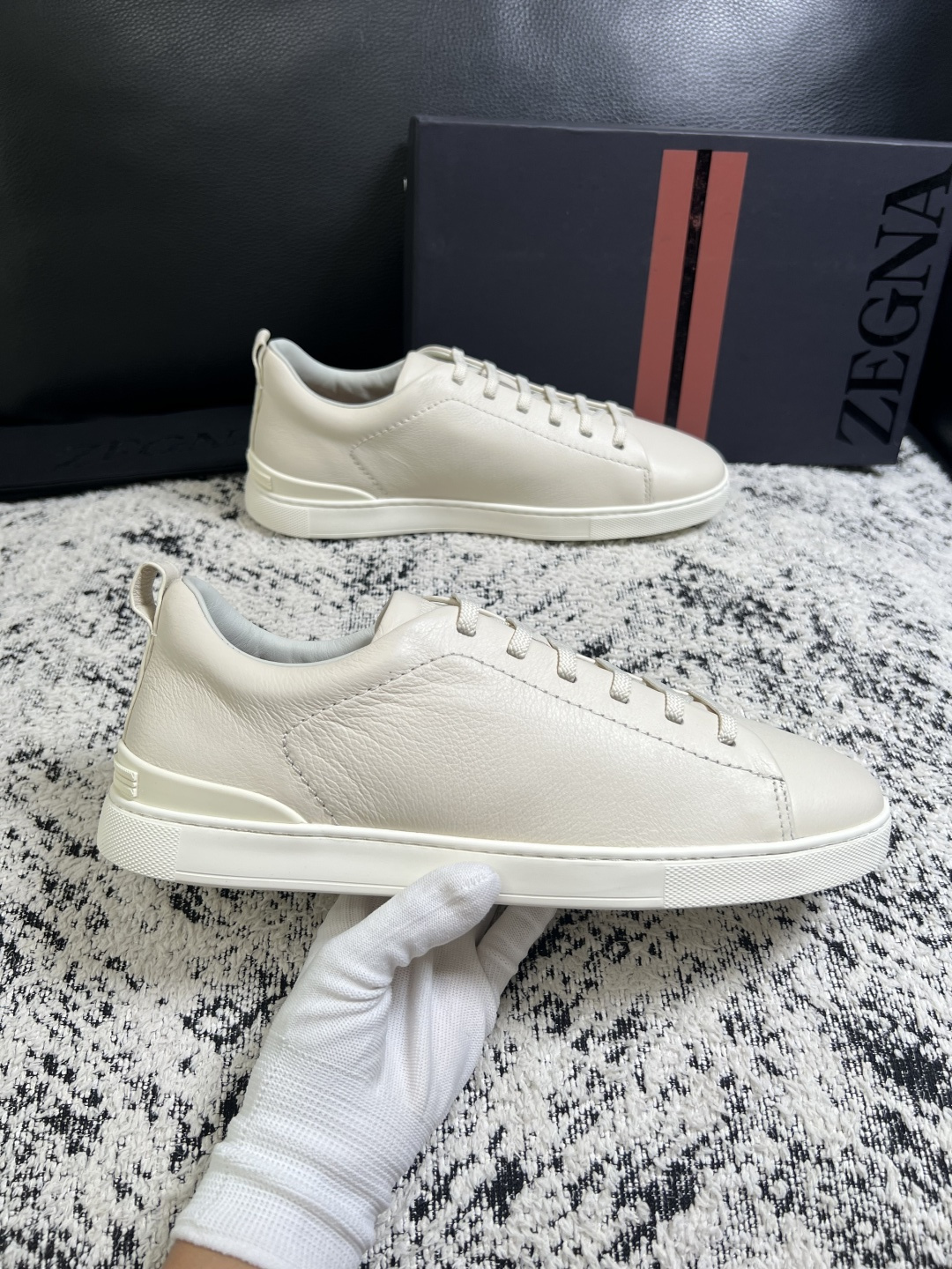 ⚠️只换码不退⚠️   Zegna  高品质  顶级工艺品  杰尼亚  专柜新款原厂配置，意大利进口牛皮面料，进口牛里垫