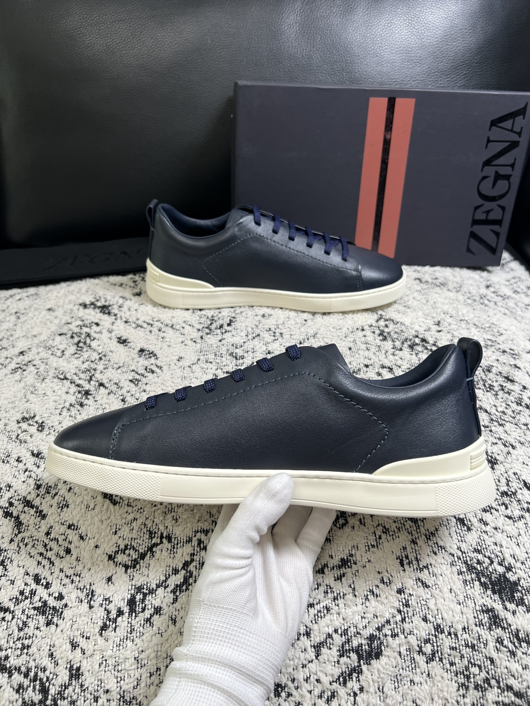 ⚠️只换码不退⚠️   Zegna  高品质  顶级工艺品  杰尼亚  专柜新款原厂配置，意大利进口牛皮面料，进口牛里垫