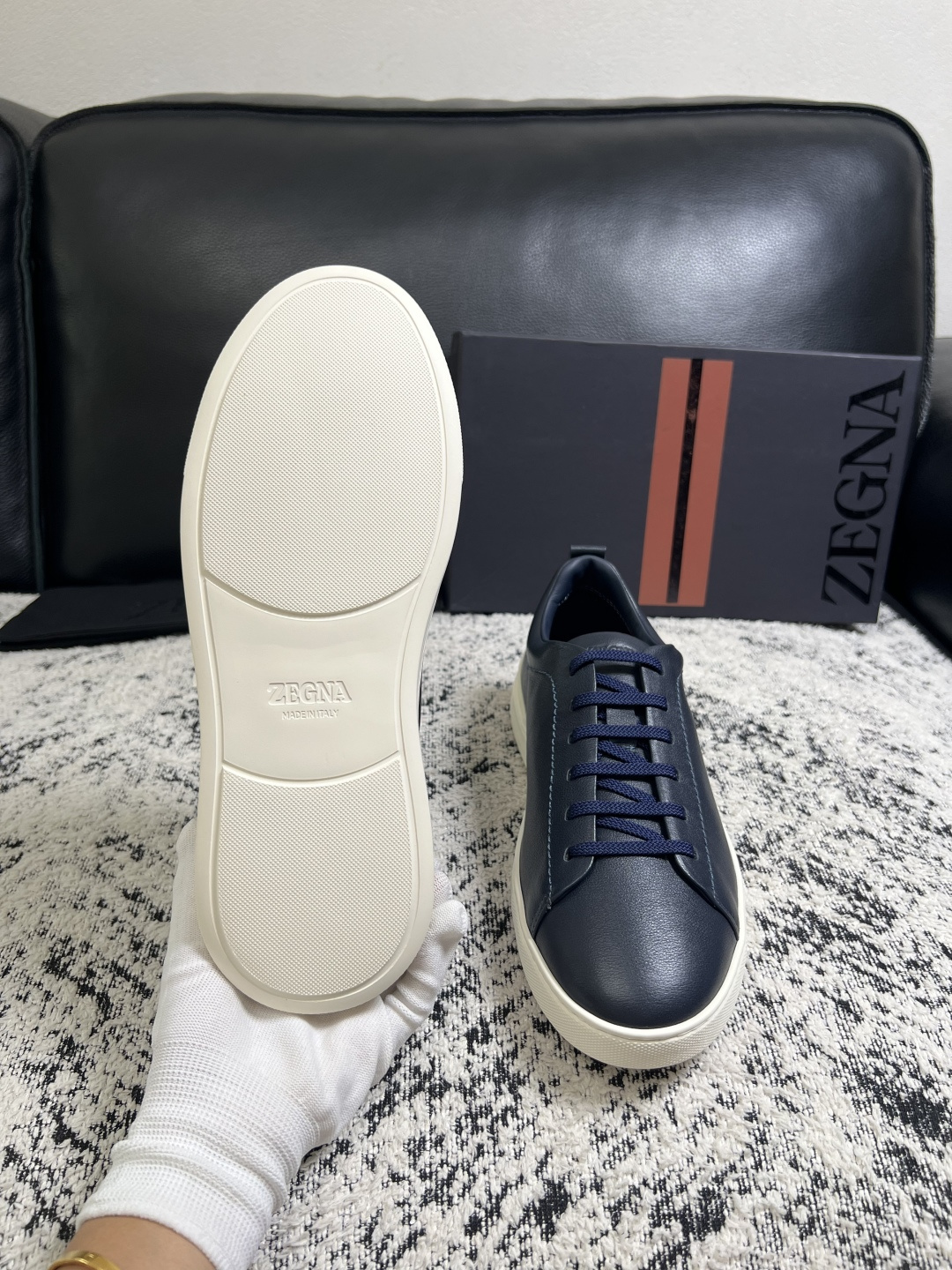 ⚠️只换码不退⚠️   Zegna  高品质  顶级工艺品  杰尼亚  专柜新款原厂配置，意大利进口牛皮面料，进口牛里垫