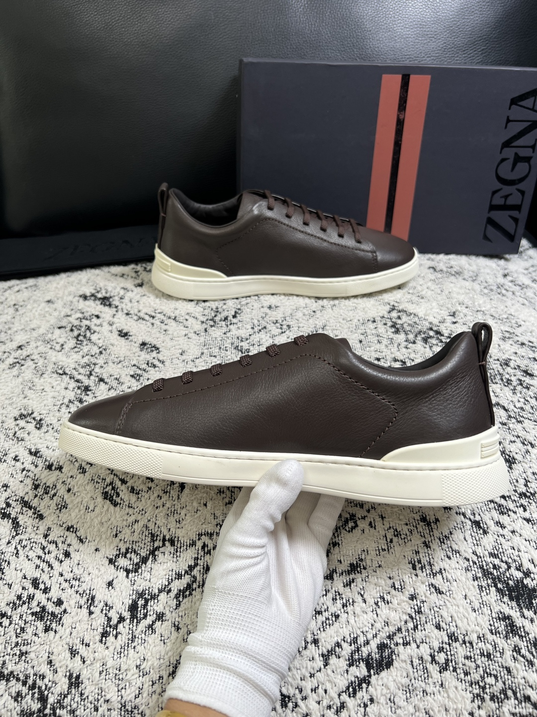 ⚠️只换码不退⚠️   Zegna  高品质  顶级工艺品  杰尼亚  专柜新款原厂配置，意大利进口牛皮面料，进口牛里垫