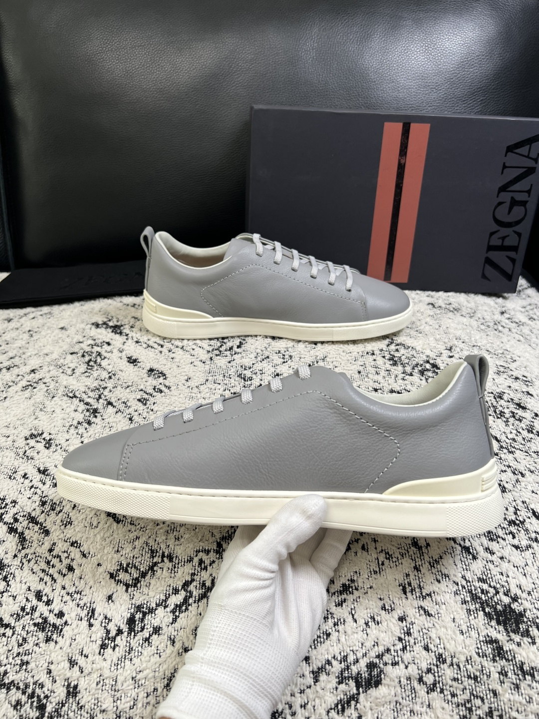 ⚠️只换码不退⚠️   Zegna  高品质  顶级工艺品  杰尼亚  专柜新款原厂配置，意大利进口牛皮面料，进口牛里垫