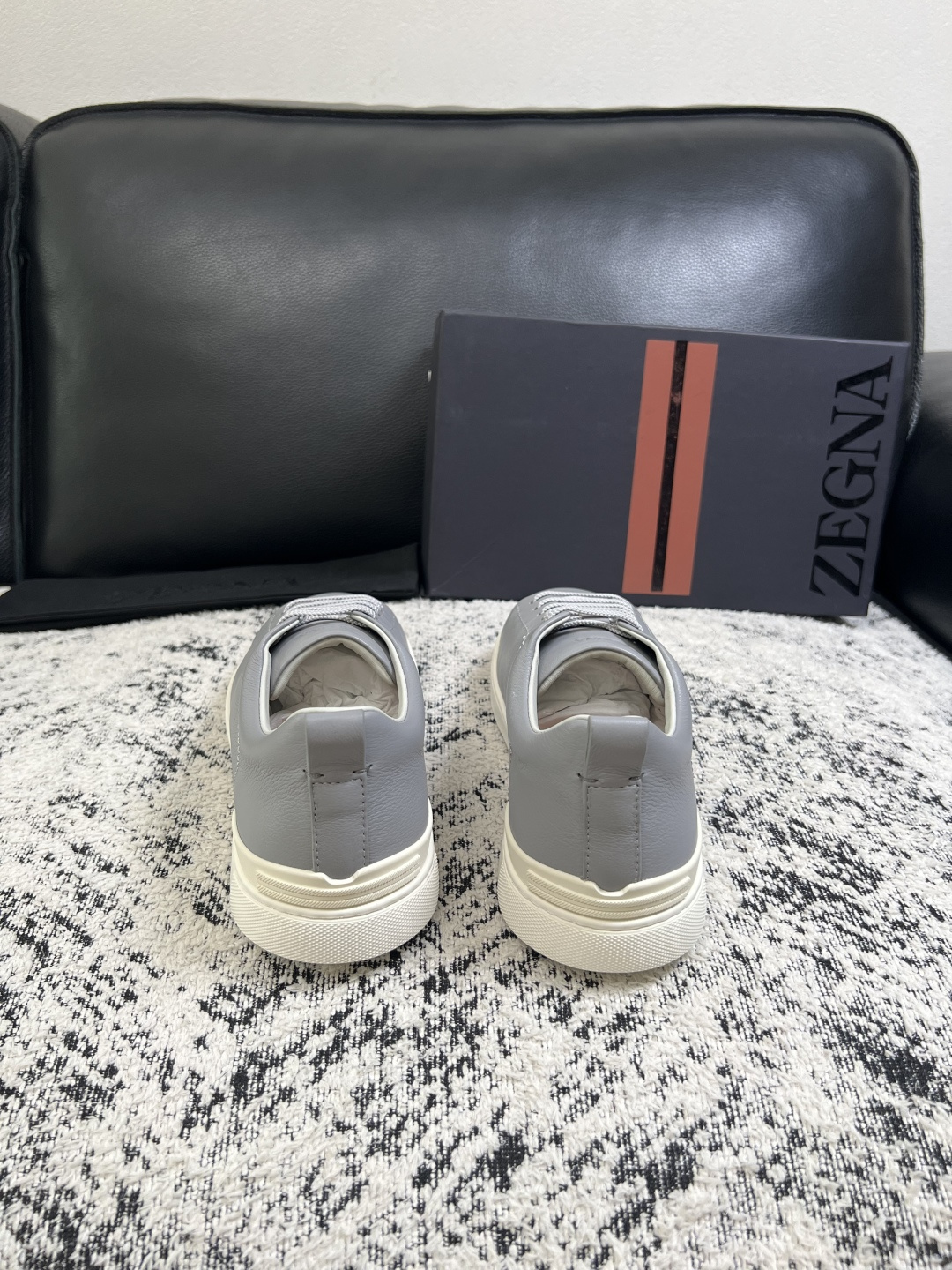 ⚠️只换码不退⚠️   Zegna  高品质  顶级工艺品  杰尼亚  专柜新款原厂配置，意大利进口牛皮面料，进口牛里垫