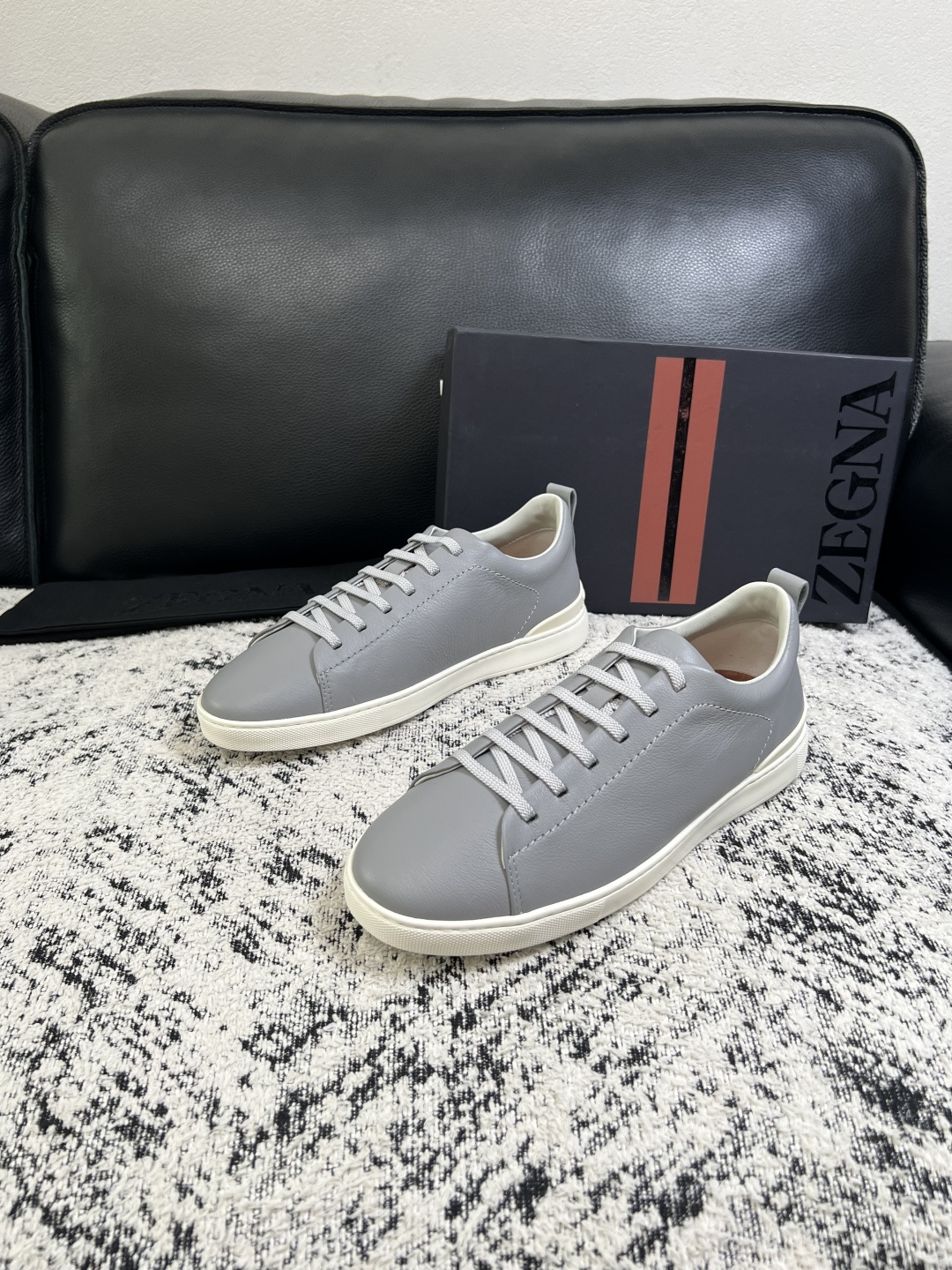 ⚠️只换码不退⚠️   Zegna  高品质  顶级工艺品  杰尼亚  专柜新款原厂配置，意大利进口牛皮面料，进口牛里垫