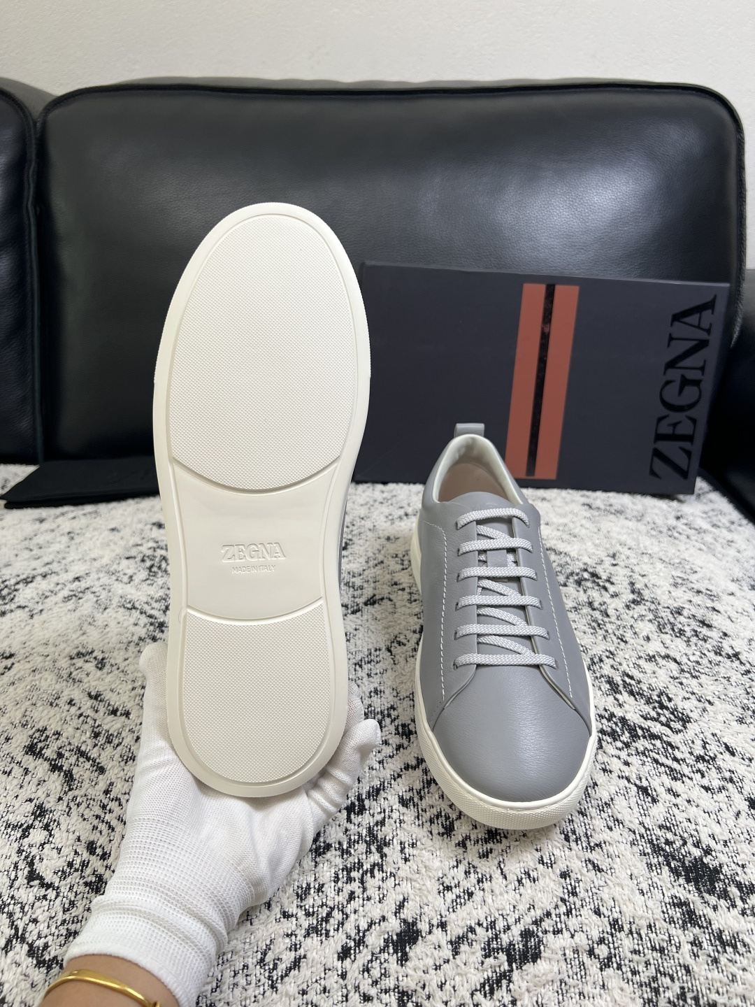 ⚠️只换码不退⚠️   Zegna  高品质  顶级工艺品  杰尼亚  专柜新款原厂配置，意大利进口牛皮面料，进口牛里垫