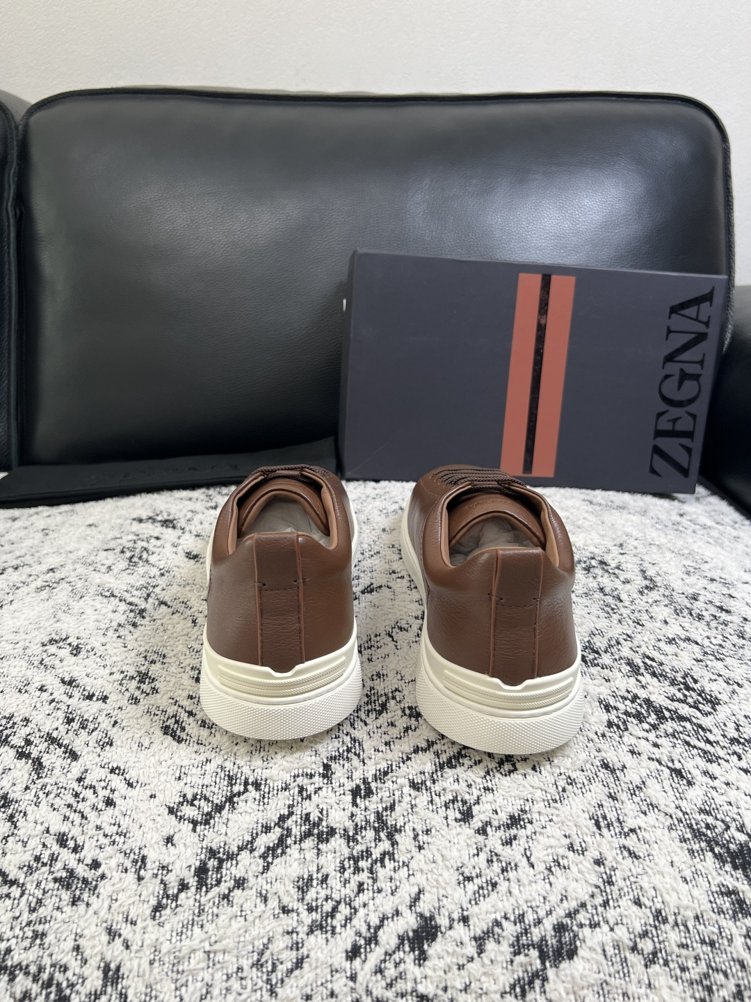 ⚠️只换码不退⚠️   Zegna  高品质  顶级工艺品  杰尼亚  专柜新款原厂配置，意大利进口牛皮面料，进口牛里垫