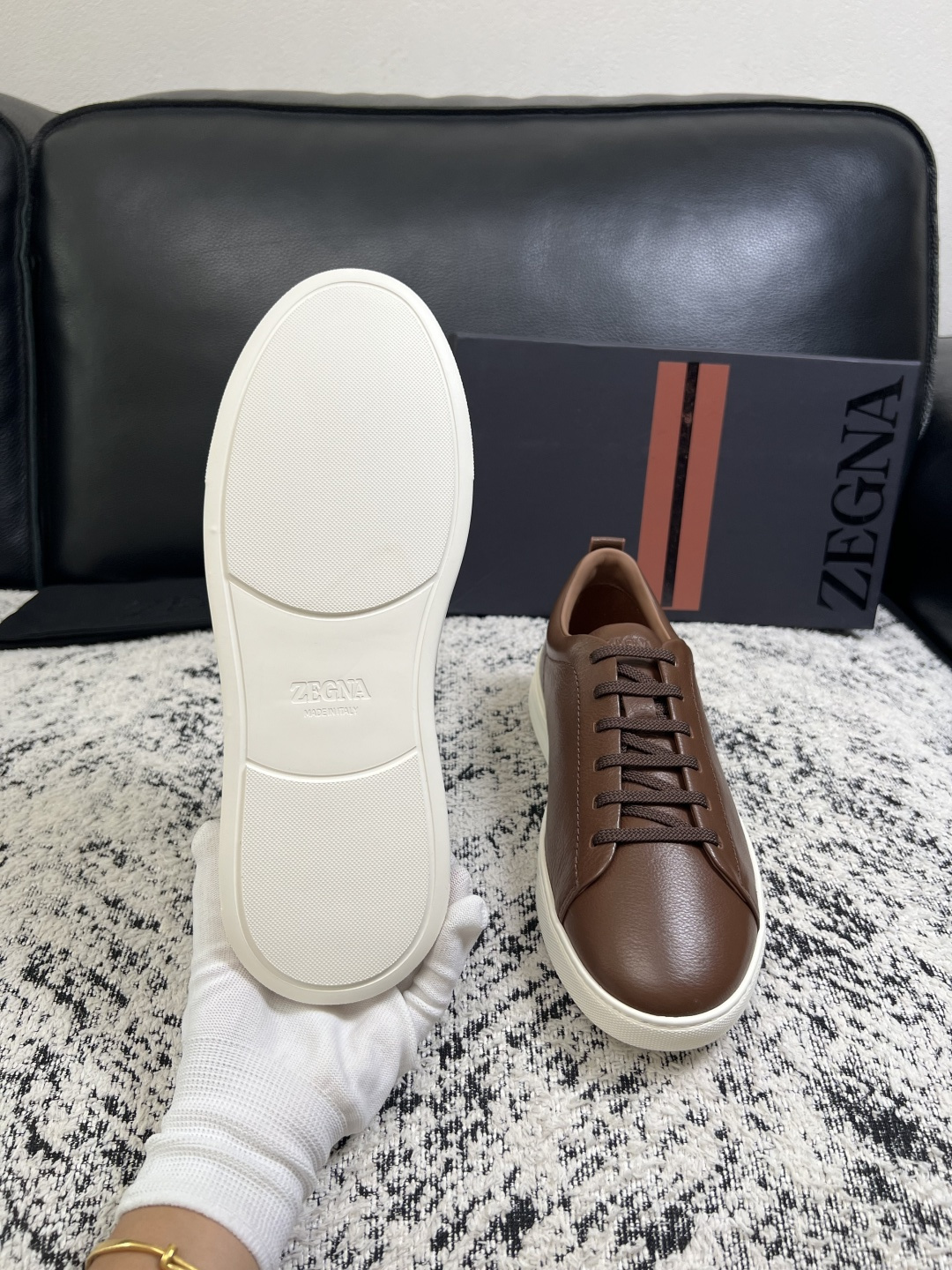 ⚠️只换码不退⚠️   Zegna  高品质  顶级工艺品  杰尼亚  专柜新款原厂配置，意大利进口牛皮面料，进口牛里垫