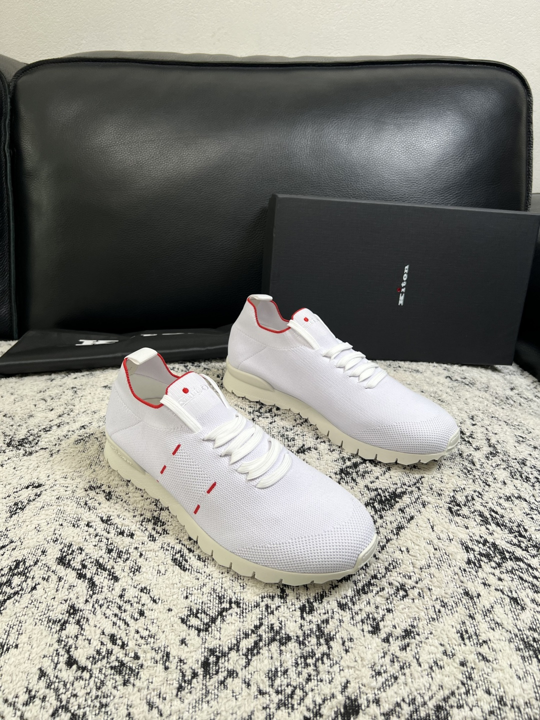 ⚠️只换码不退⚠️ kiton 高品质 顶级工艺品 专柜新品同步,鞋面意大利进口牛皮面料,进口水染牛皮内里 ⚠️只换码不退⚠️ kiton 高品质 顶级工艺品 专柜新品同步,鞋面意大利进口牛皮面料,进口水染牛皮内里