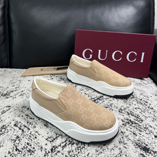 Gucci 高品质 顶级工艺品 古奇 专柜新款原厂配置,意大利进口牛皮面料,进口牛皮内里垫,透气舒适,鞋底:原厂特 Gucci 高品质 顶级工艺品 古奇 专柜新款原厂配置,意大利进口牛皮面料,进口牛皮内里垫,透气舒适,鞋底:原厂特