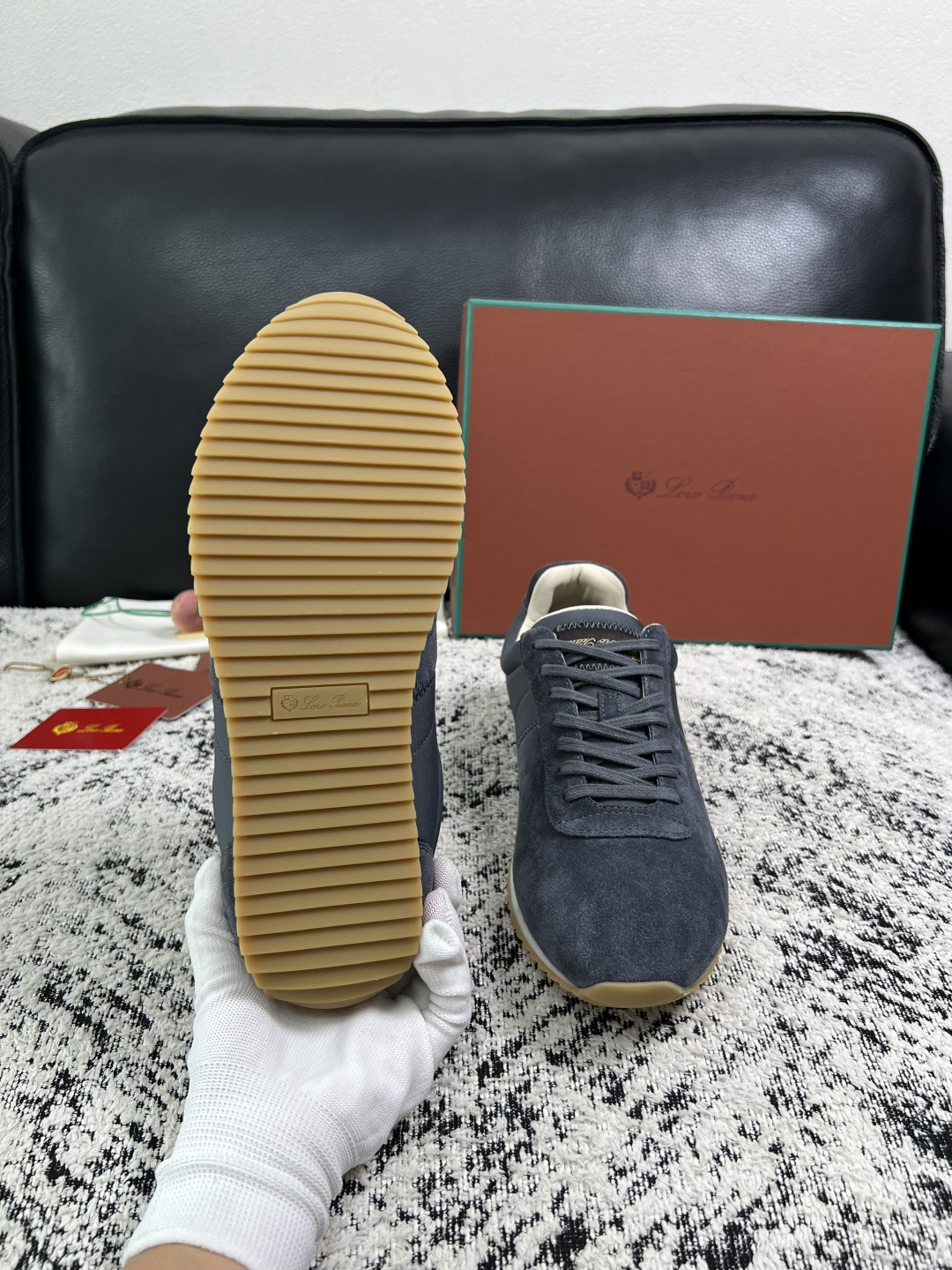 Loro Piana  高品质  顶级工艺品  诺悠翩雅  新品专柜同步原厂配置，鞋面意大利进口牛皮面料，高品质拼接工艺