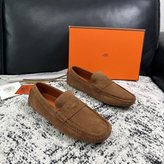 Hermes 高品质 顶级工艺品 爱马仕 豆豆鞋专柜同步发售原厂配置,意大利进口原版牛皮面料,高品质拼接工艺,全进 Hermes 高品质 顶级工艺品 爱马仕 豆豆鞋专柜同步发售原厂配置,意大利进口原版牛皮面料,高品质拼接工艺,全进