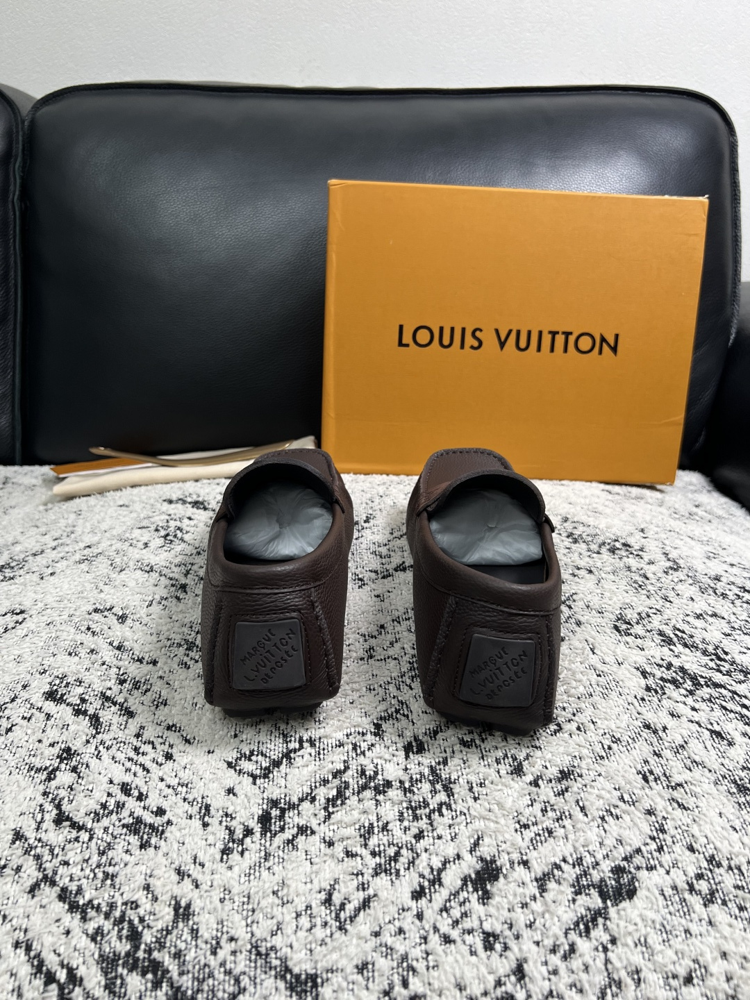 Lv  高品质  顶级工艺品  路易威登，豆豆鞋专柜同步，鞋面意大利进口，高品质拼接缤纷色彩复杂工艺品，进口牛皮里垫柔软