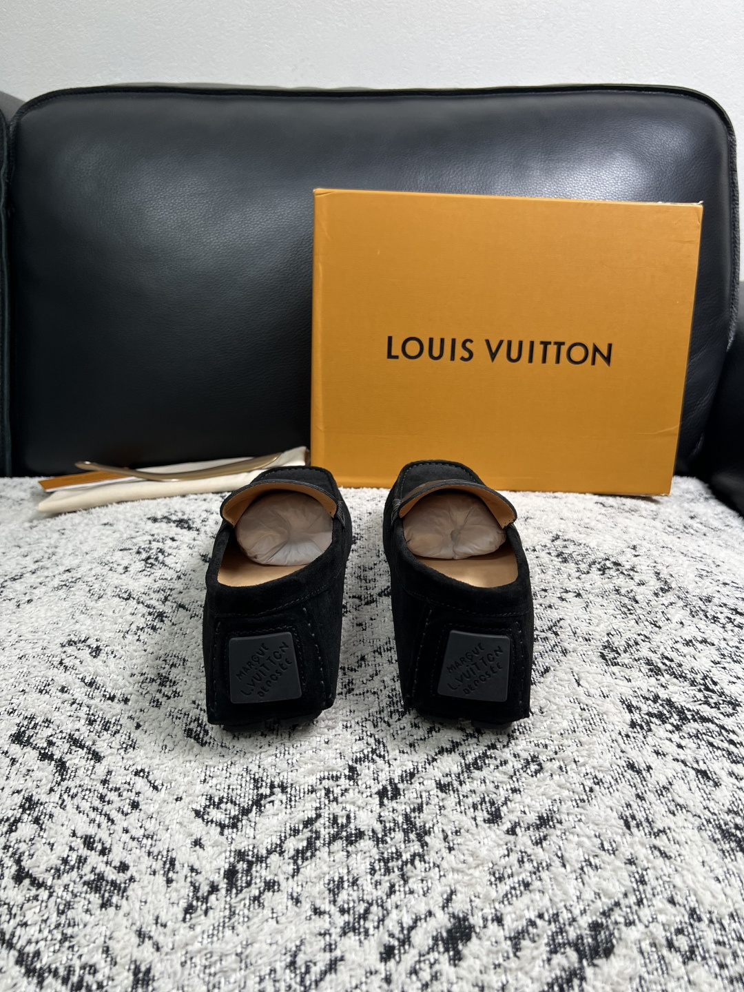 Lv  高品质  顶级工艺品  路易威登，豆豆鞋专柜同步，鞋面意大利进口，高品质拼接缤纷色彩复杂工艺品，进口牛皮里垫柔软