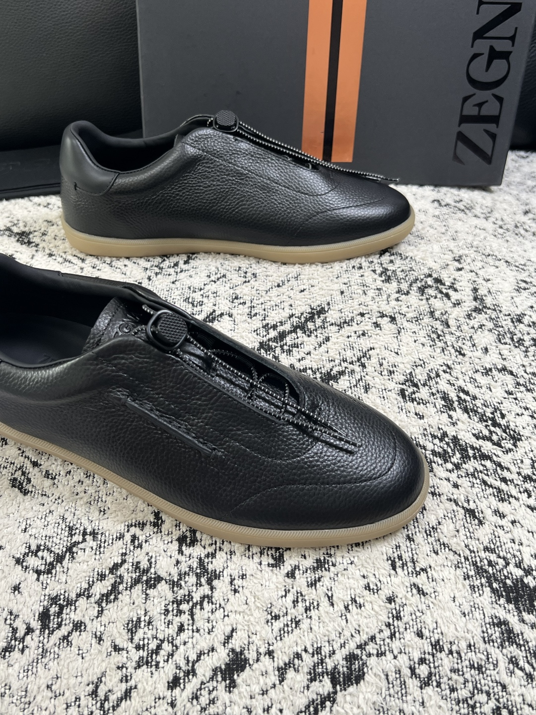 ⚠️只换码不退⚠️   Zegna  高品质  顶级工艺品  杰尼亚  专柜新款原厂配置，意大利进口牛皮面料，进口牛里垫