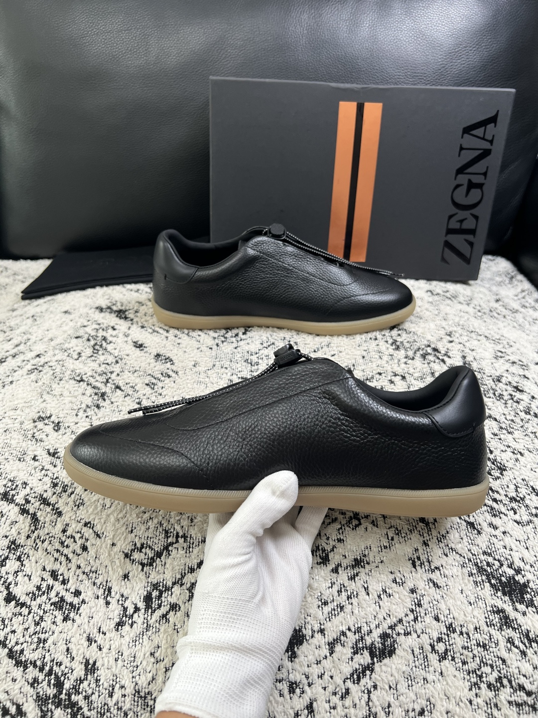 ⚠️只换码不退⚠️   Zegna  高品质  顶级工艺品  杰尼亚  专柜新款原厂配置，意大利进口牛皮面料，进口牛里垫