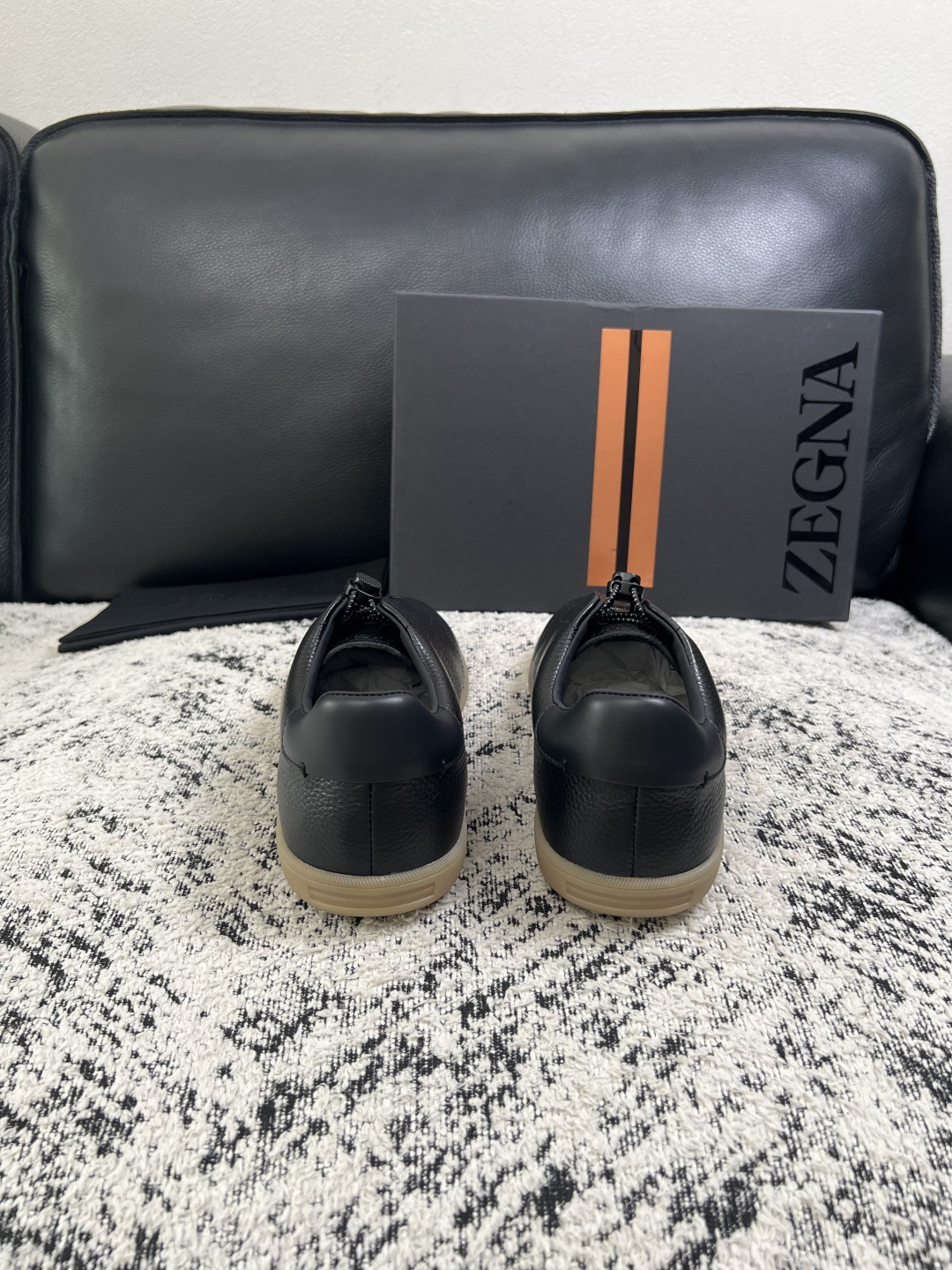 ⚠️只换码不退⚠️   Zegna  高品质  顶级工艺品  杰尼亚  专柜新款原厂配置，意大利进口牛皮面料，进口牛里垫