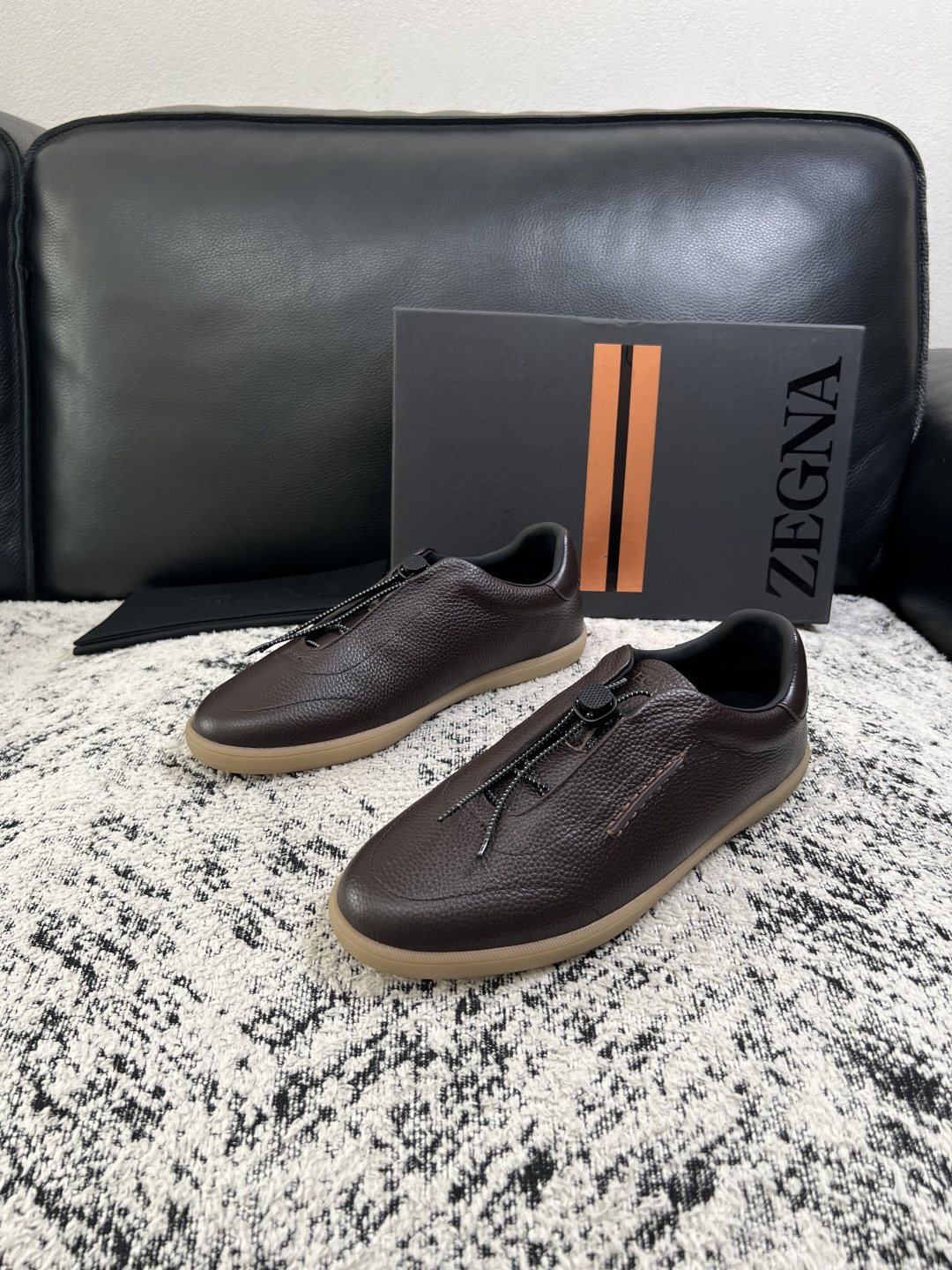 ⚠️只换码不退⚠️   Zegna  高品质  顶级工艺品  杰尼亚  专柜新款原厂配置，意大利进口牛皮面料，进口牛里垫