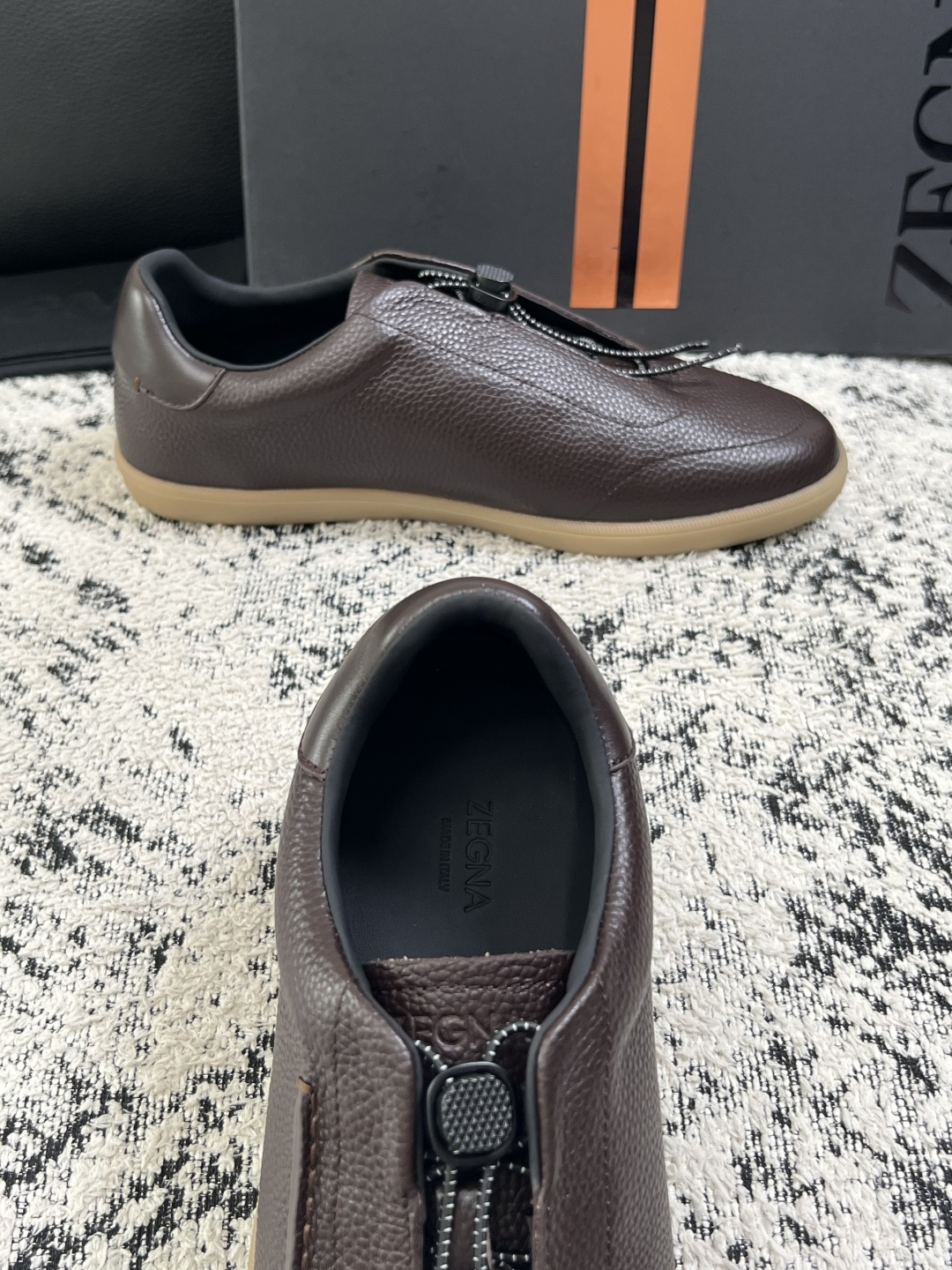 ⚠️只换码不退⚠️   Zegna  高品质  顶级工艺品  杰尼亚  专柜新款原厂配置，意大利进口牛皮面料，进口牛里垫