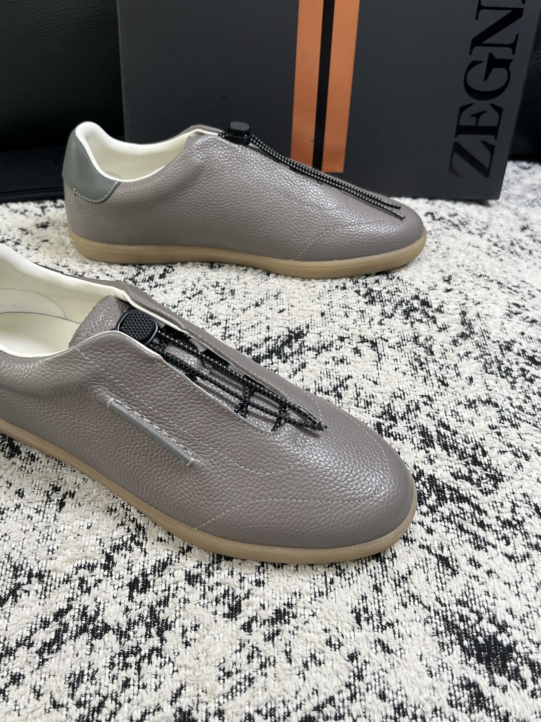 ⚠️只换码不退⚠️   Zegna  高品质  顶级工艺品  杰尼亚  专柜新款原厂配置，意大利进口牛皮面料，进口牛里垫