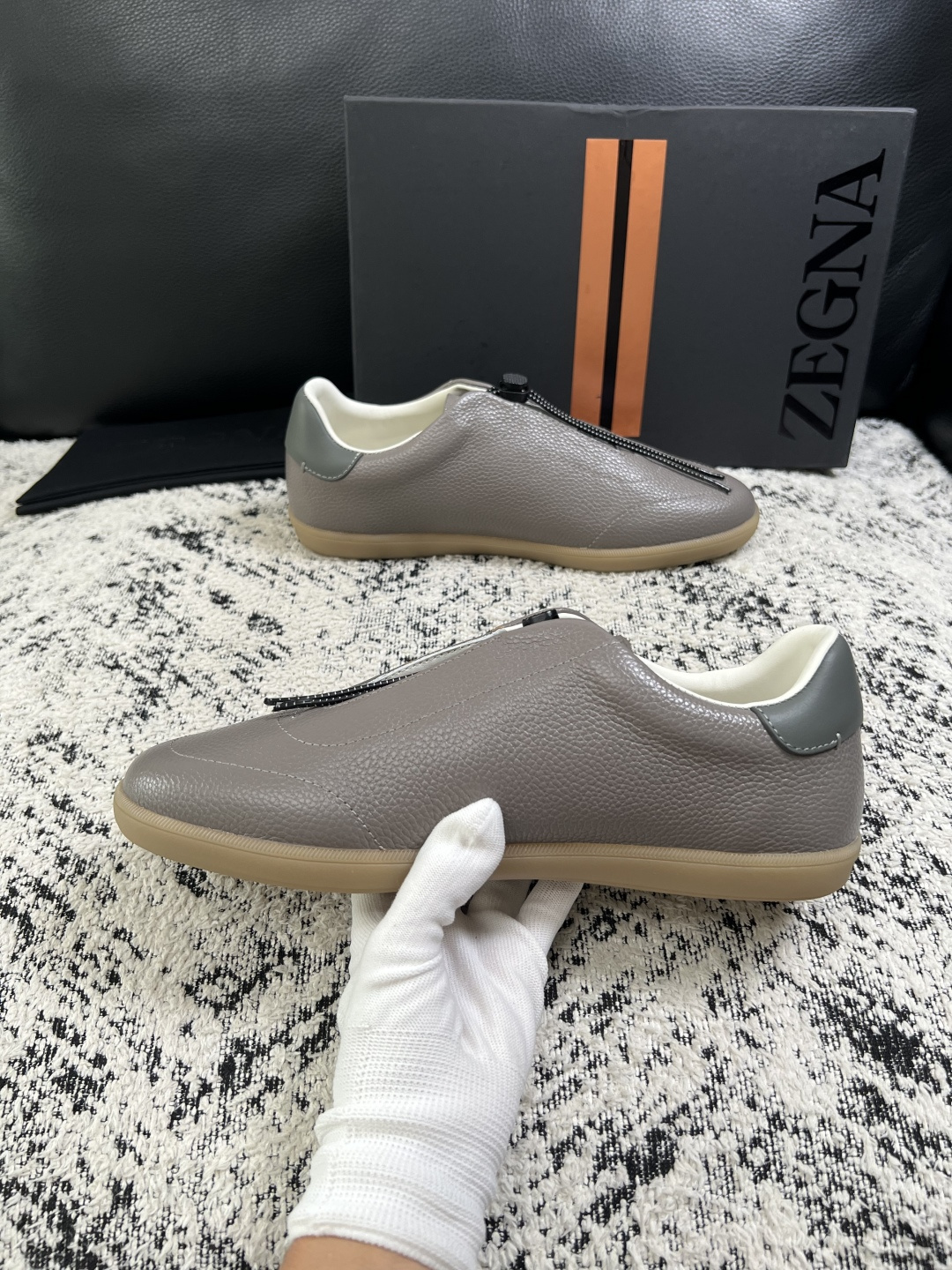 ⚠️只换码不退⚠️   Zegna  高品质  顶级工艺品  杰尼亚  专柜新款原厂配置，意大利进口牛皮面料，进口牛里垫