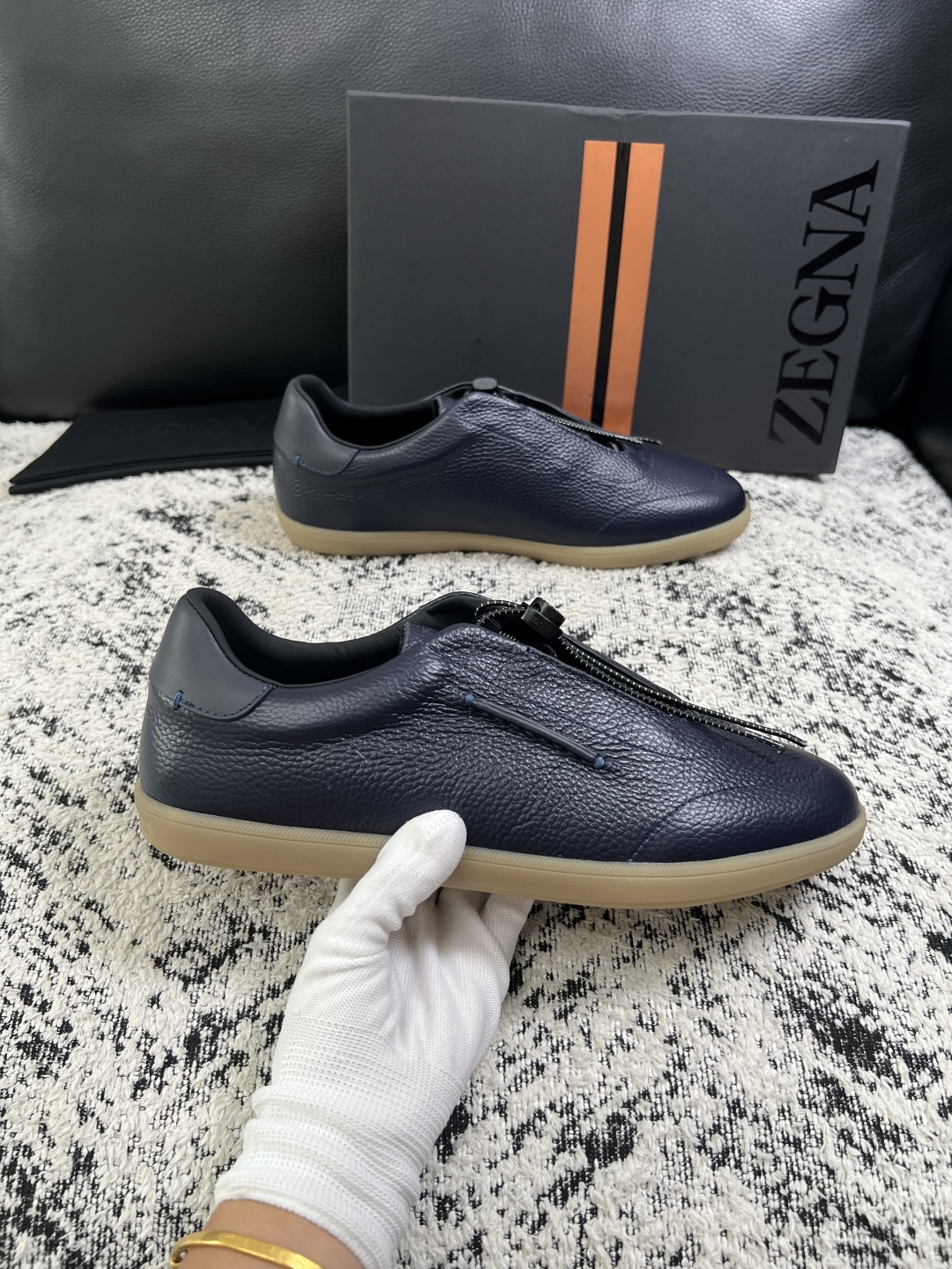 ⚠️只换码不退⚠️   Zegna  高品质  顶级工艺品  杰尼亚  专柜新款原厂配置，意大利进口牛皮面料，进口牛里垫