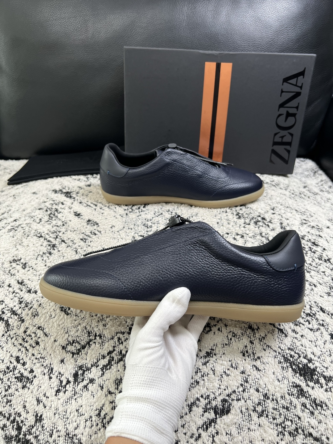⚠️只换码不退⚠️   Zegna  高品质  顶级工艺品  杰尼亚  专柜新款原厂配置，意大利进口牛皮面料，进口牛里垫