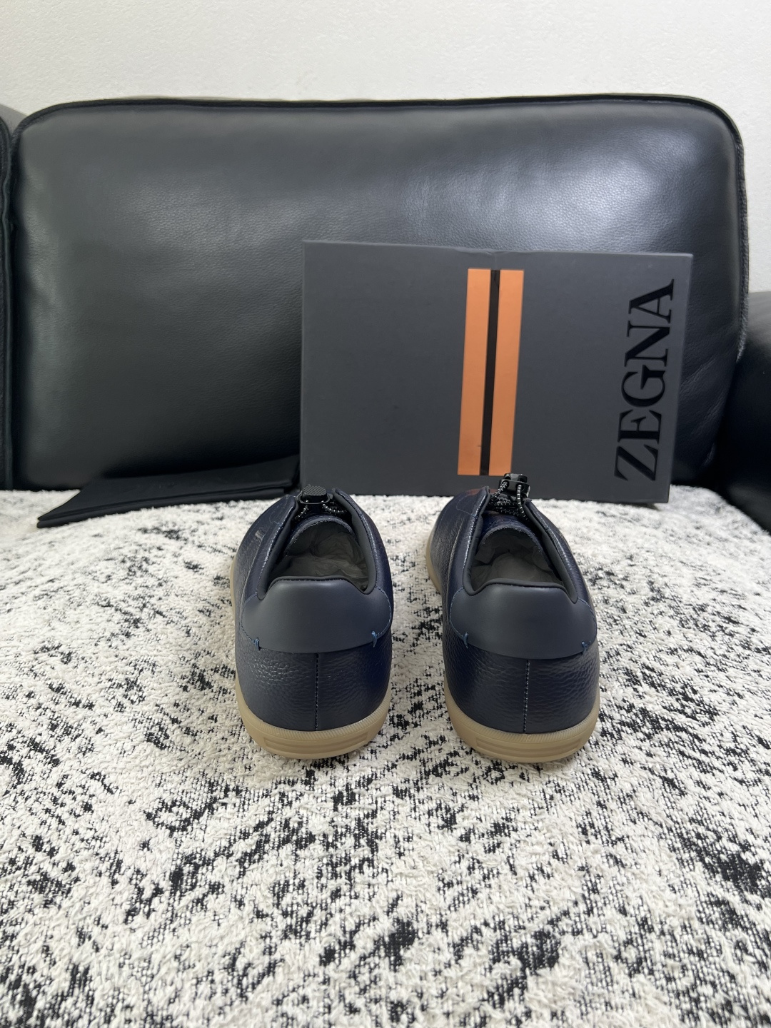 ⚠️只换码不退⚠️   Zegna  高品质  顶级工艺品  杰尼亚  专柜新款原厂配置，意大利进口牛皮面料，进口牛里垫