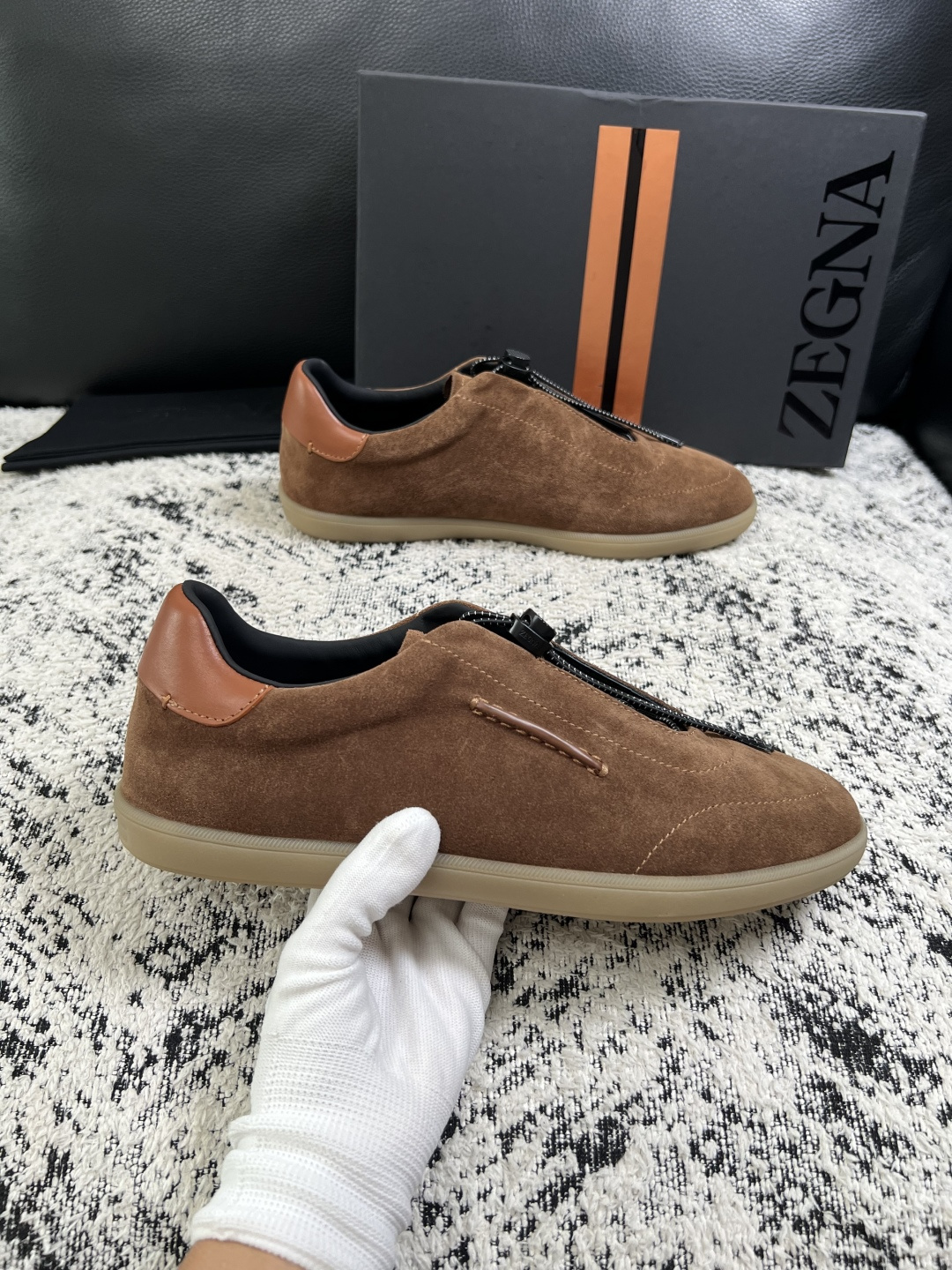 ⚠️只换码不退⚠️   Zegna  高品质  顶级工艺品  杰尼亚  专柜新款原厂配置，意大利进口牛皮面料，进口牛里垫