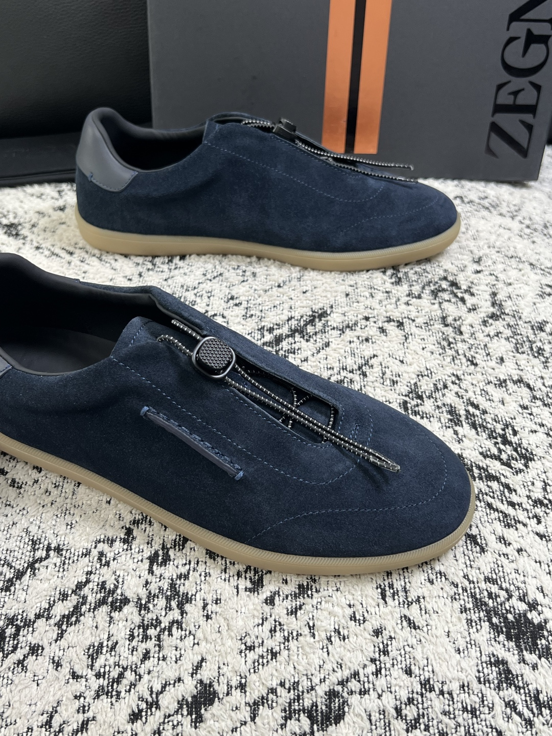 ⚠️只换码不退⚠️   Zegna  高品质  顶级工艺品  杰尼亚  专柜新款原厂配置，意大利进口牛皮面料，进口牛里垫