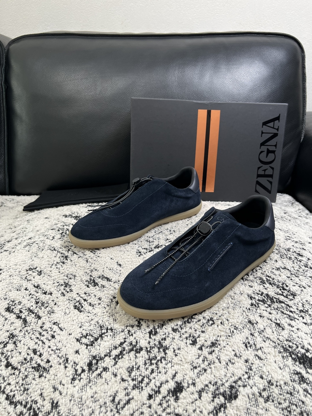 ⚠️只换码不退⚠️   Zegna  高品质  顶级工艺品  杰尼亚  专柜新款原厂配置，意大利进口牛皮面料，进口牛里垫