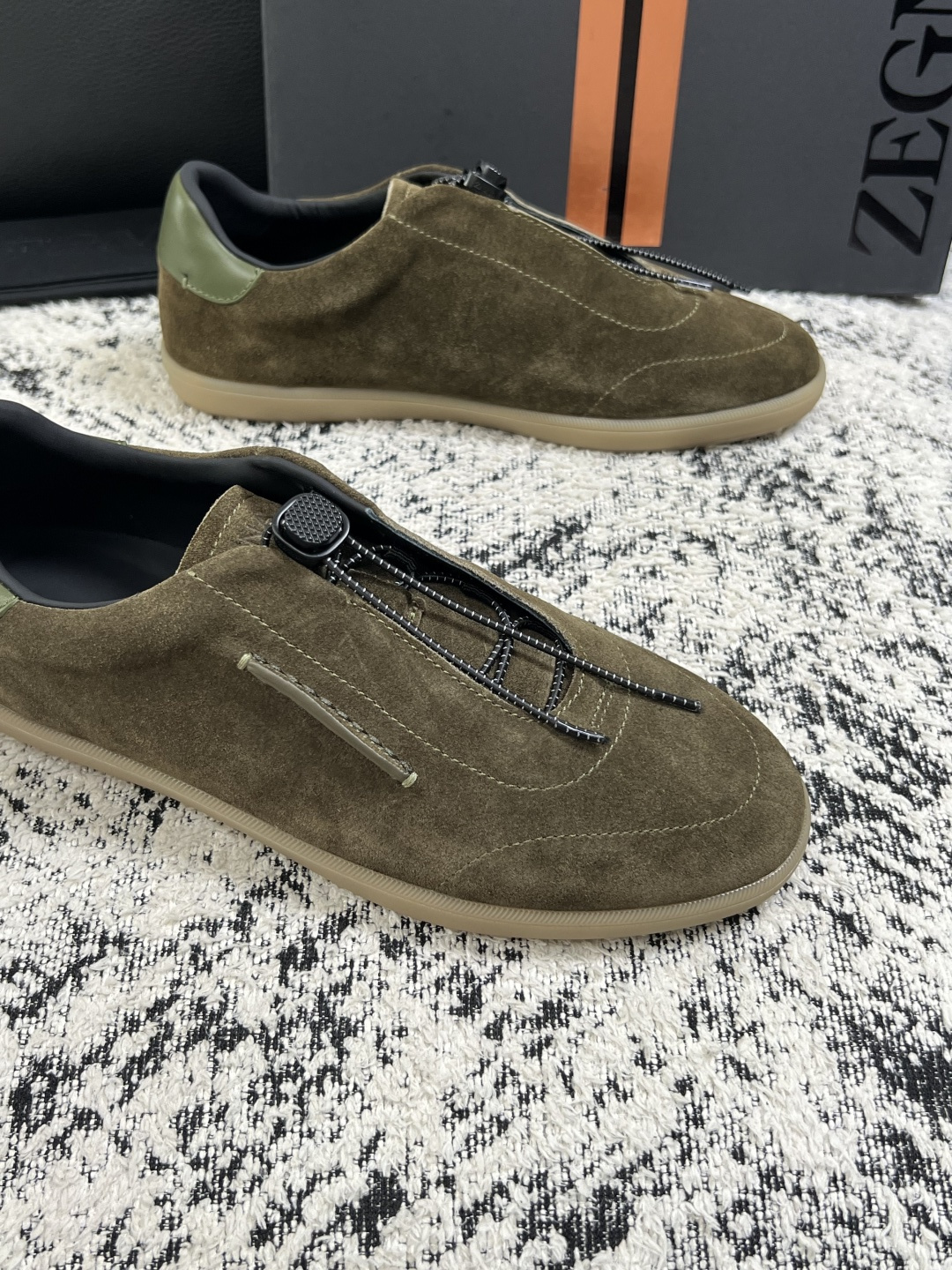 ⚠️只换码不退⚠️   Zegna  高品质  顶级工艺品  杰尼亚  专柜新款原厂配置，意大利进口牛皮面料，进口牛里垫