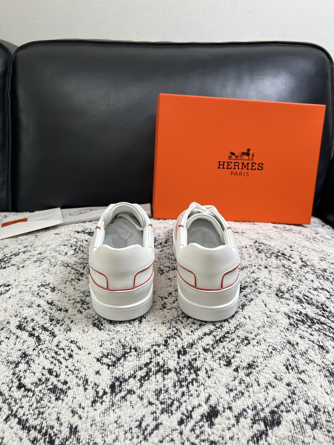 Hermes  高品质  顶级工艺品  爱马仕 专柜同步发售原厂配置，意大利进口原版牛皮面料，高品质拼接工艺，全进口水染