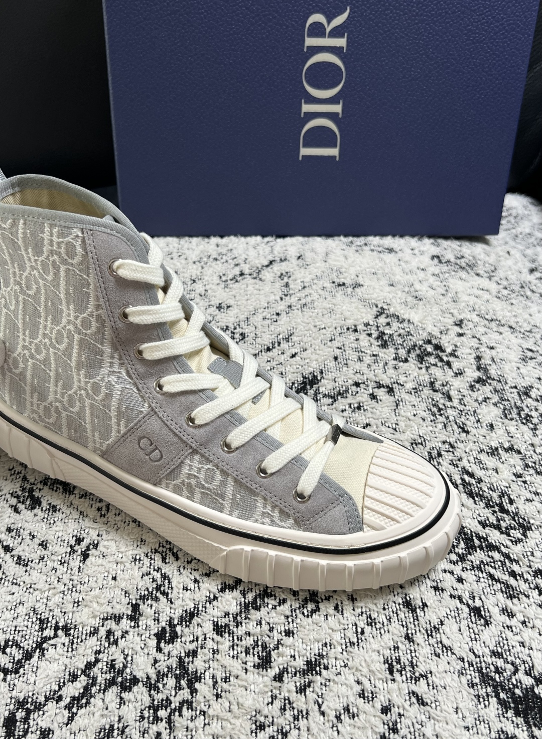 Dior 顶级工艺品 迪奥  高帮专柜同步 原厂配置，意大利进口原版牛皮面料，透气舒适进口水染牛里垫，鞋底：原厂特供原版