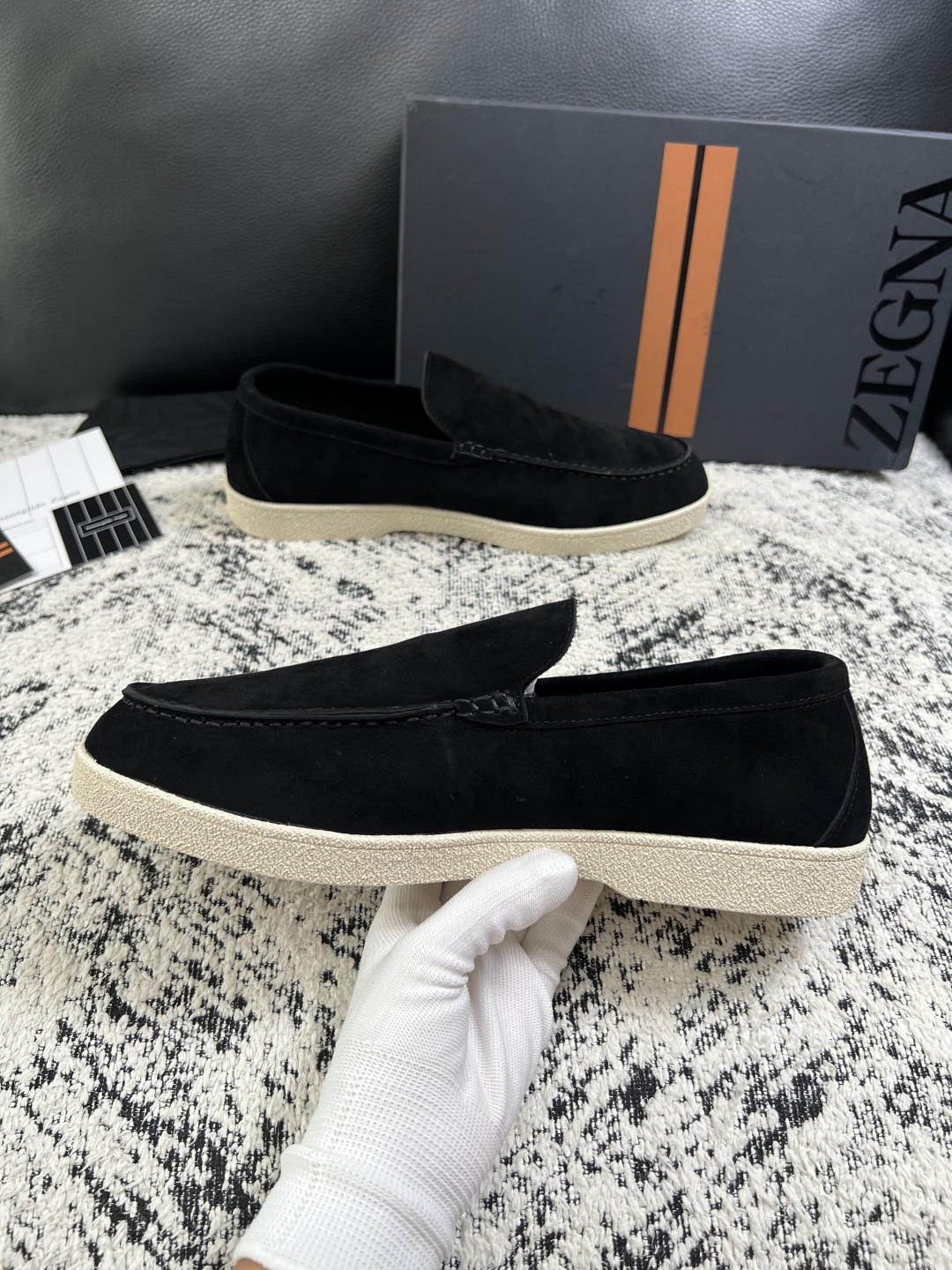 Zegna  高品质  顶级工艺品  杰尼亚  专柜新款原厂配置，意大利进口牛皮面料，进口牛里垫，透气舒适，鞋底：原厂特