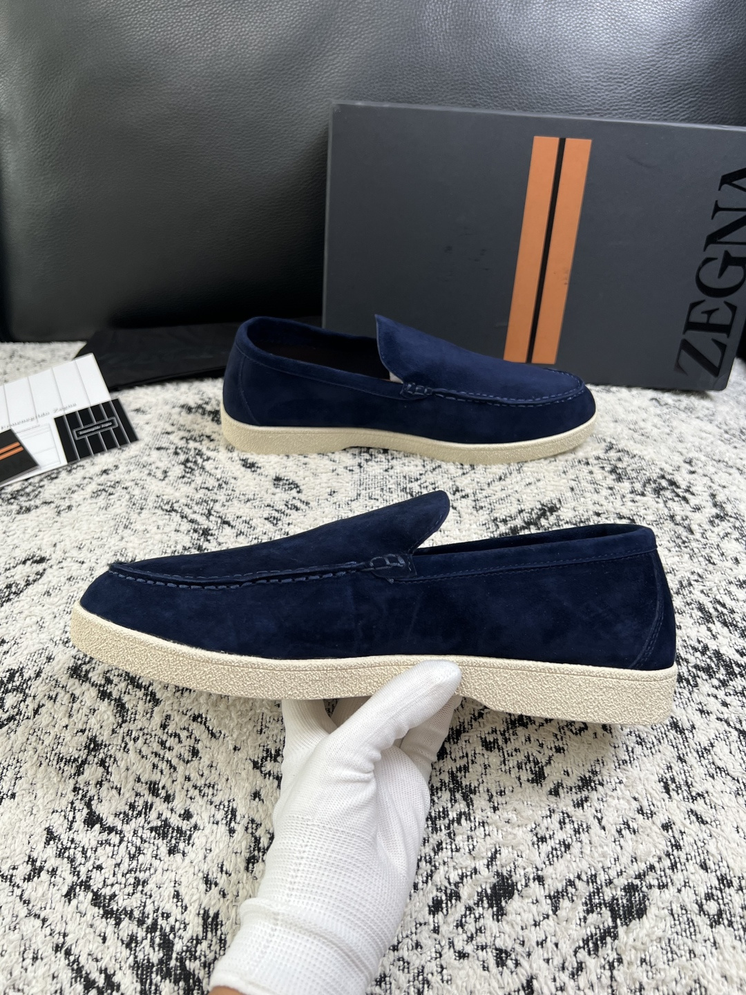 Zegna  高品质  顶级工艺品  杰尼亚  专柜新款原厂配置，意大利进口牛皮面料，进口牛里垫，透气舒适，鞋底：原厂特