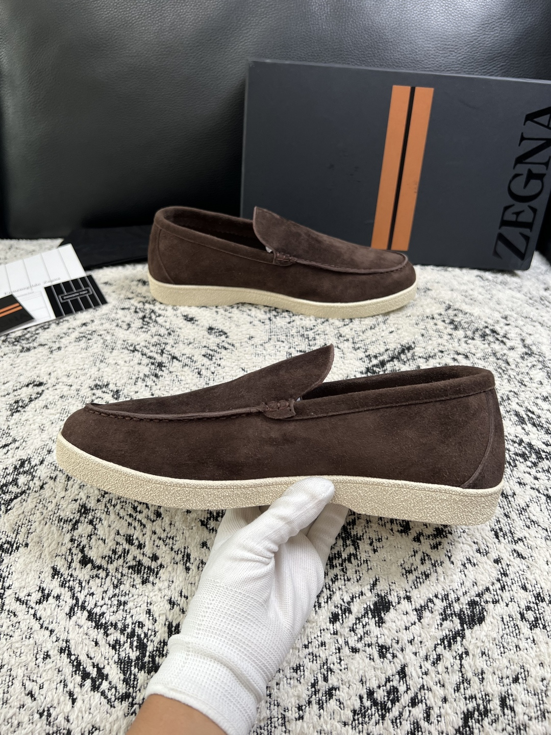Zegna  高品质  顶级工艺品  杰尼亚  专柜新款原厂配置，意大利进口牛皮面料，进口牛里垫，透气舒适，鞋底：原厂特